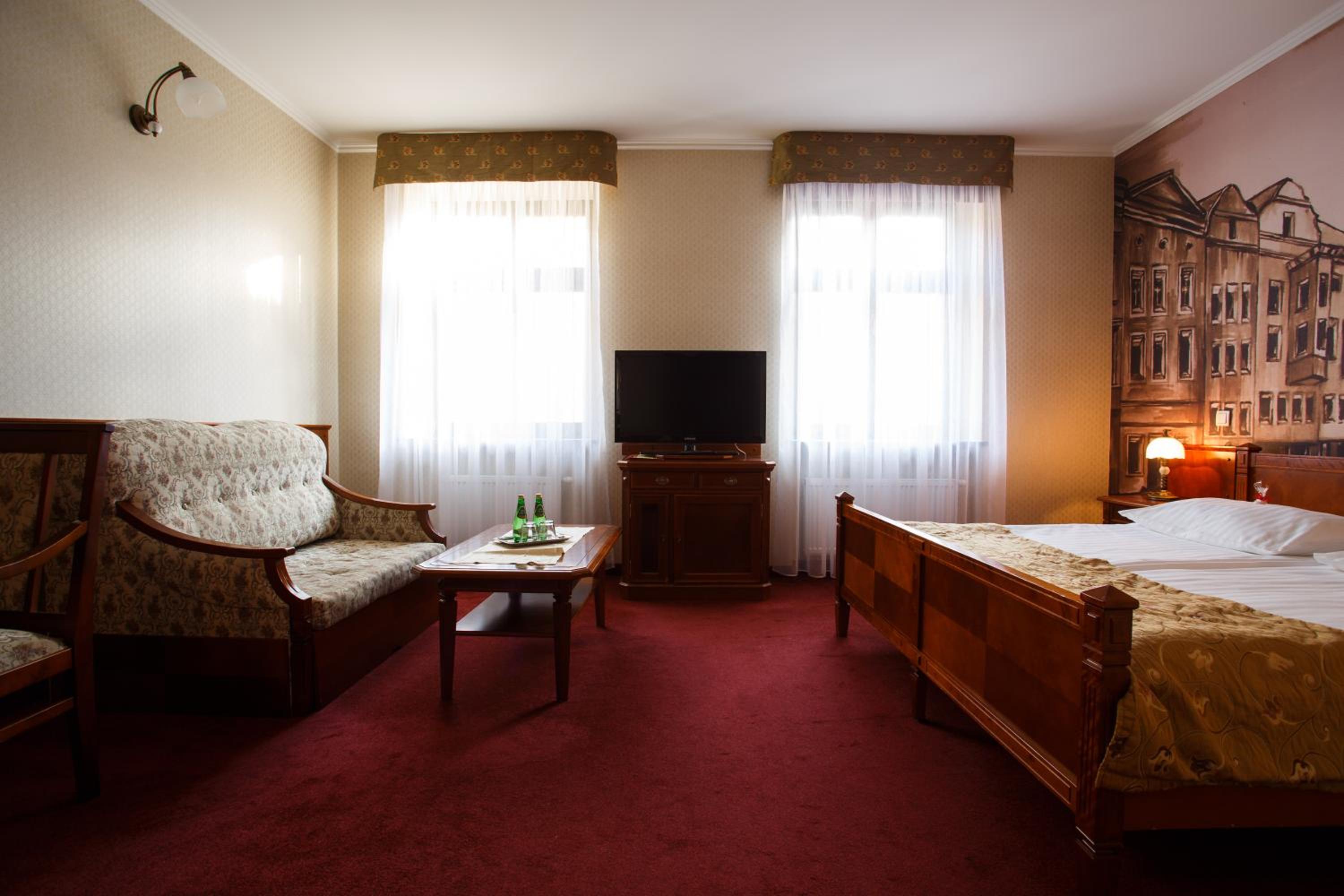 Deluxe Double Room - Photo 14