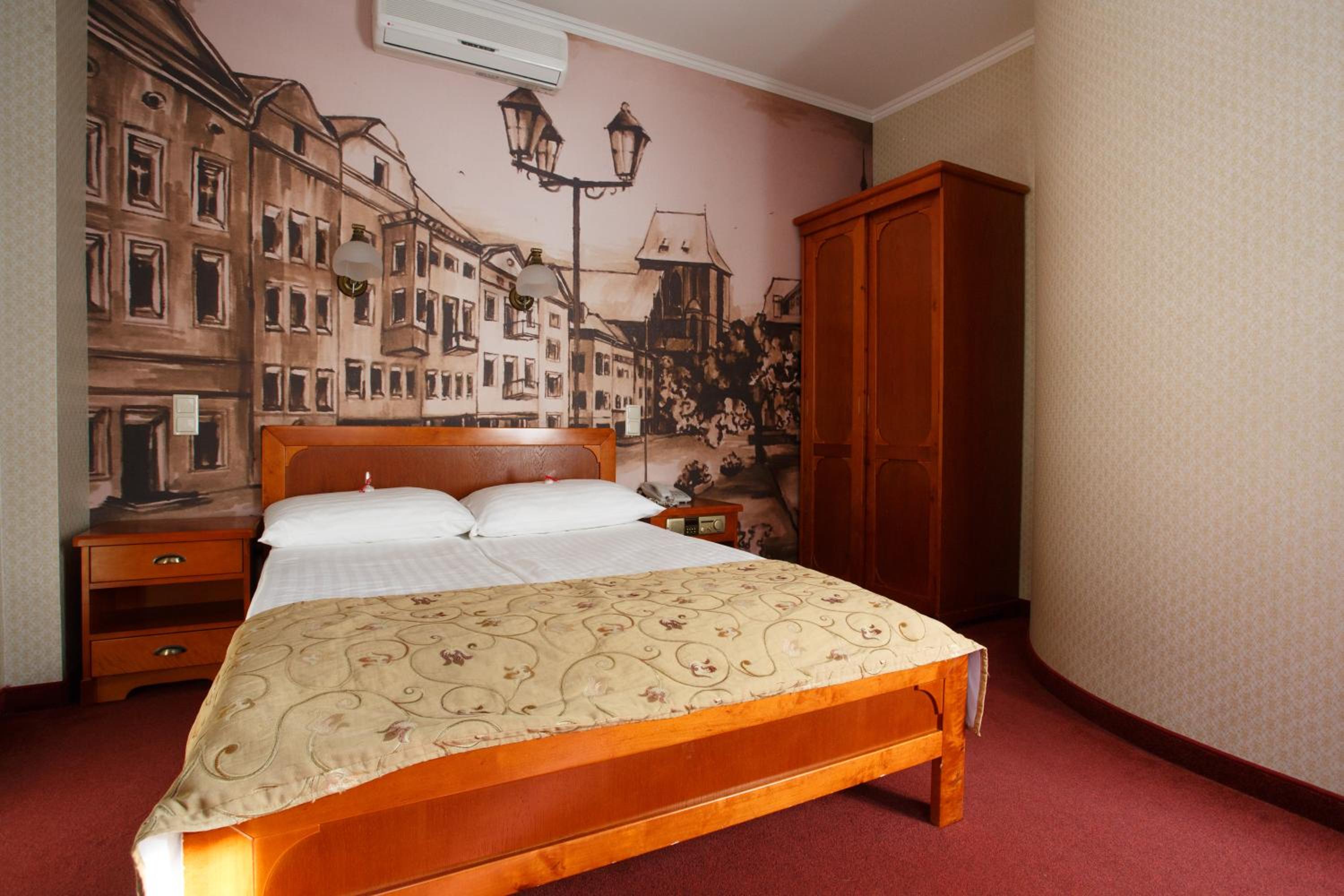 Double Room - Photo 4