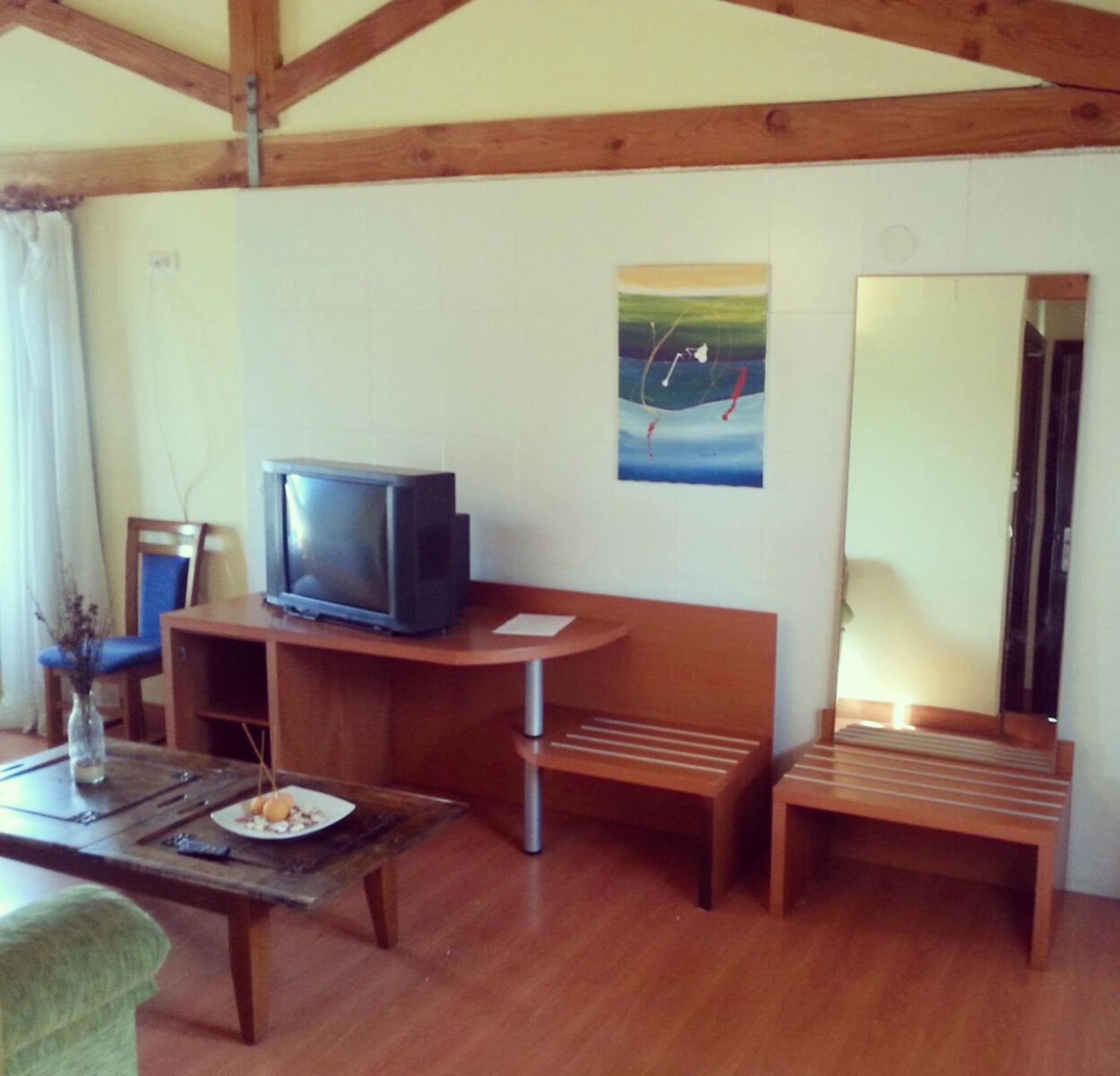 Family Room (4 Adults) photo 2
