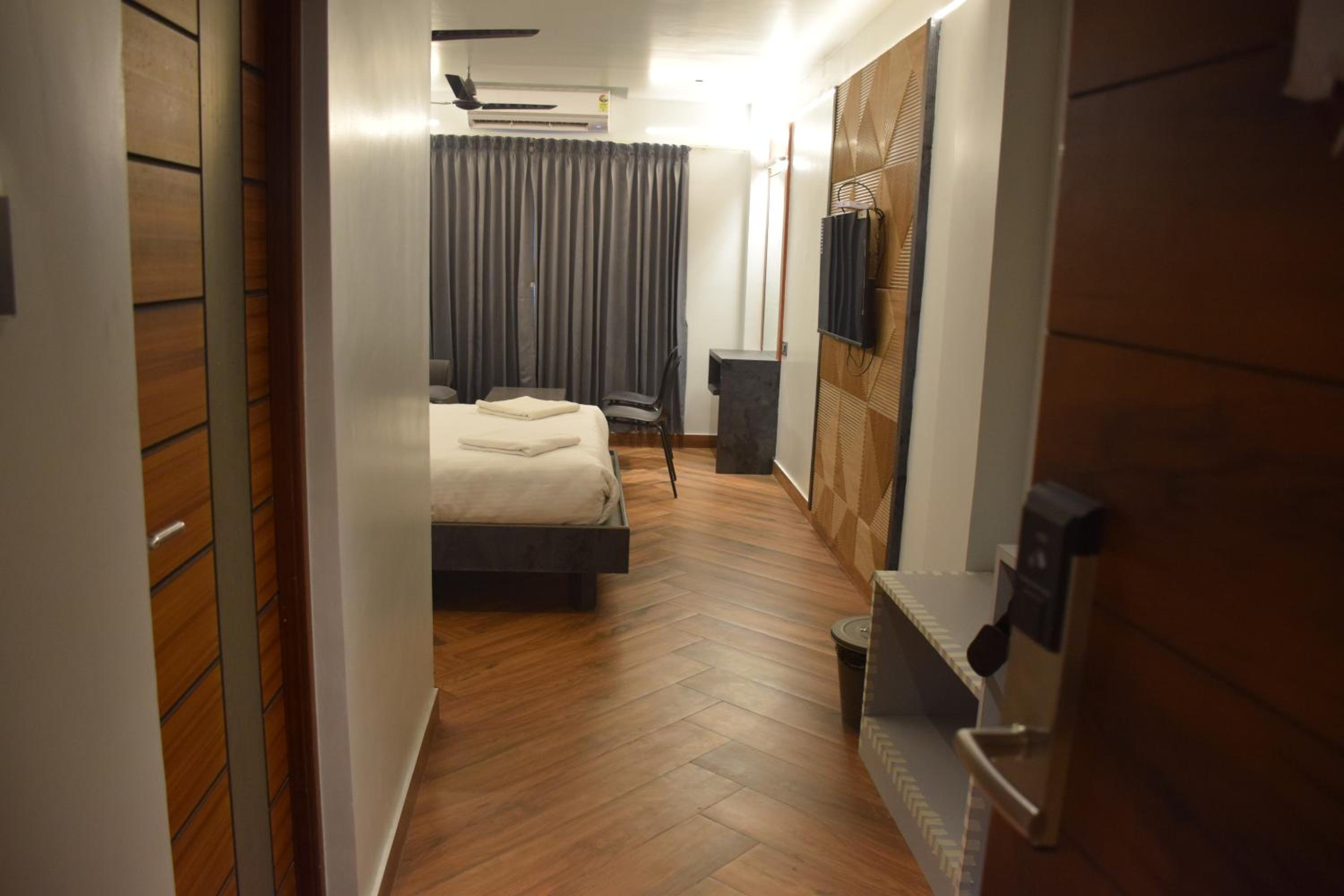 Deluxe Double Room - Photo 6
