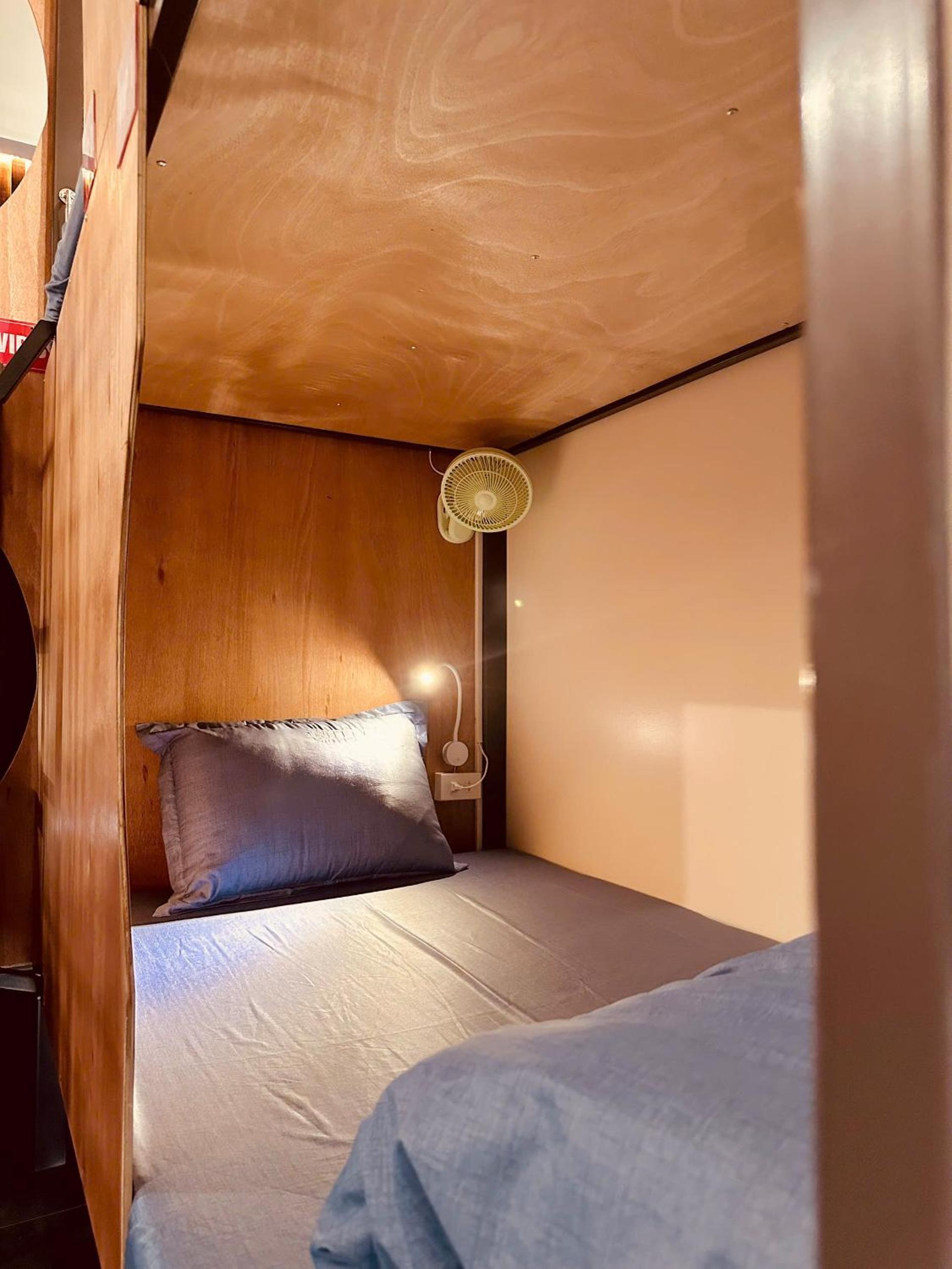 Bed in 8-Bed Dormitory Room photo 1