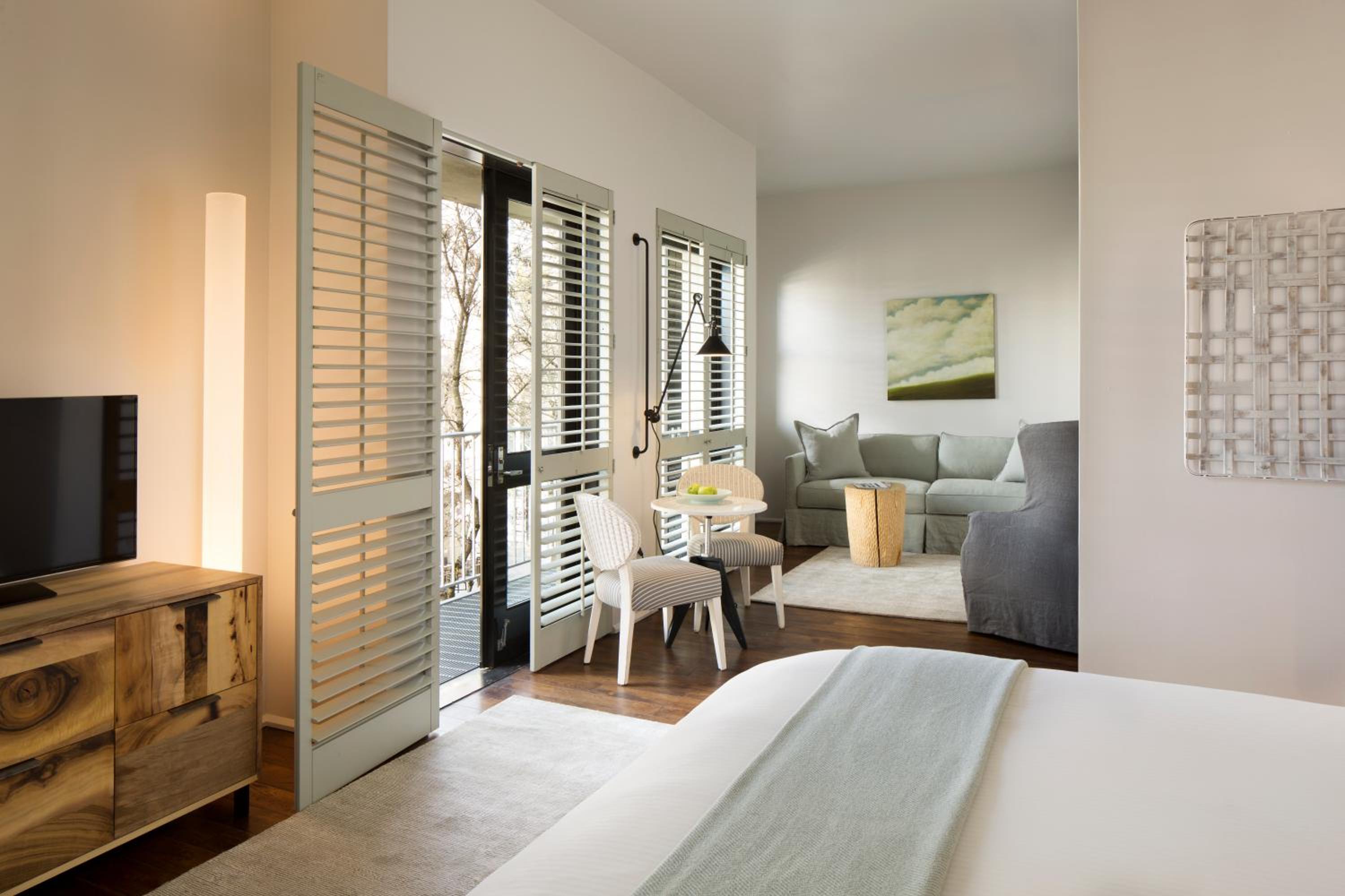 Courtyard Suite - Photo 1