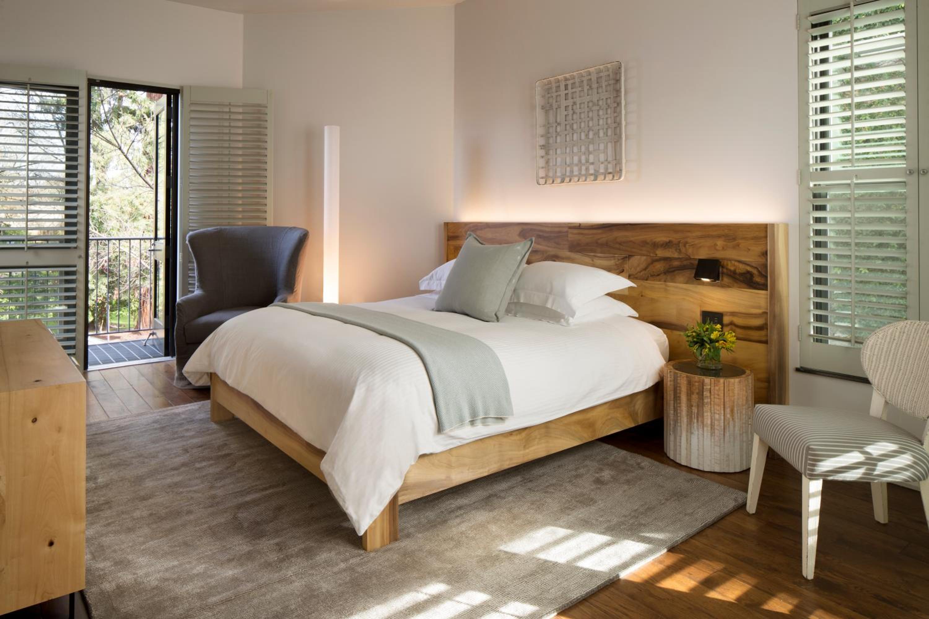 Plaza Suite - Photo 1