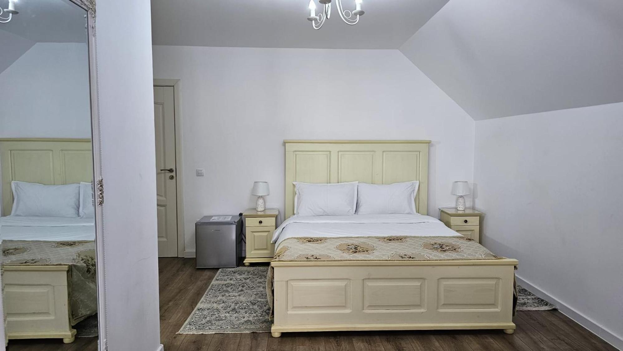 Studio Apartment photo 2
