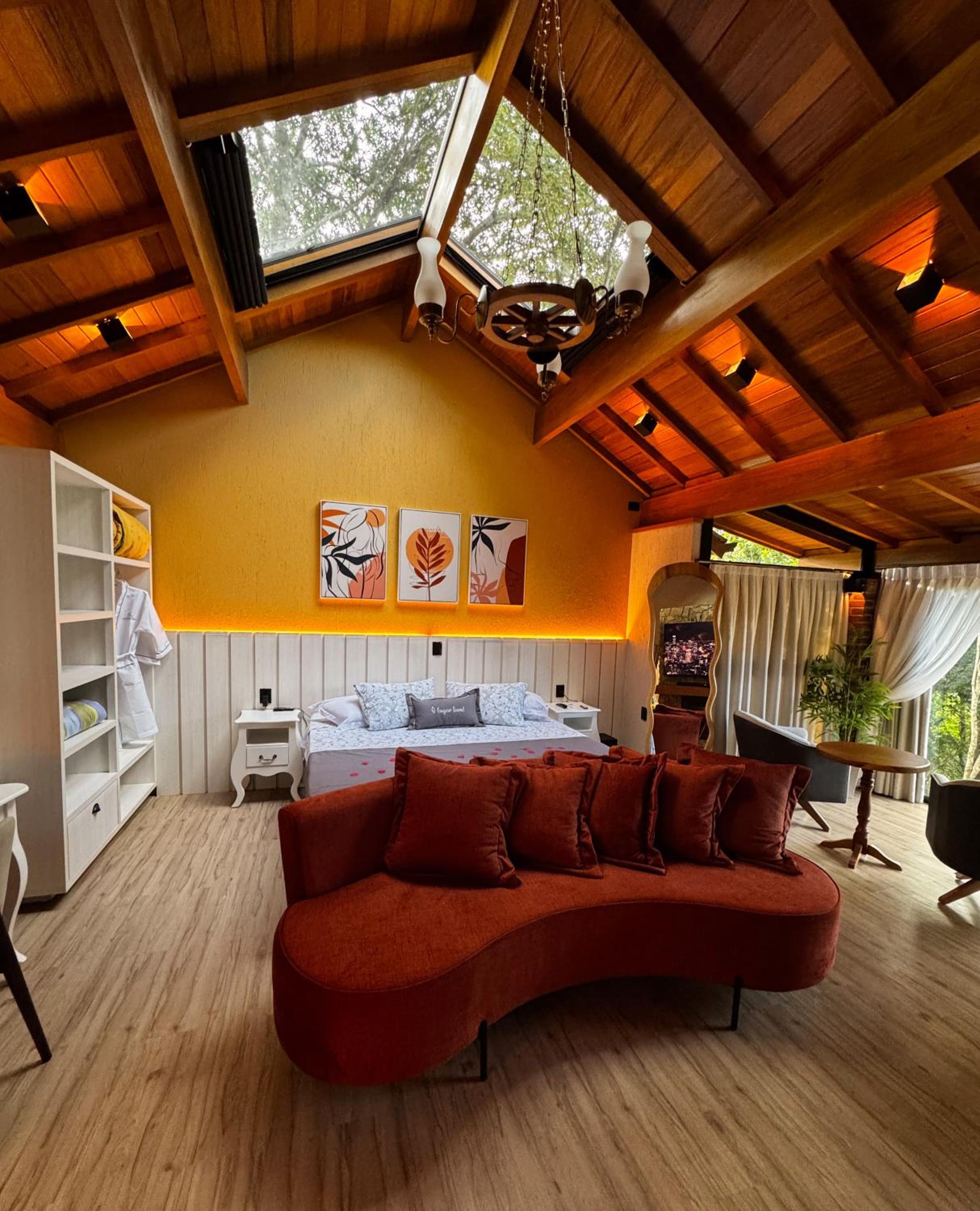 Two-Bedroom Chalet - Photo 17