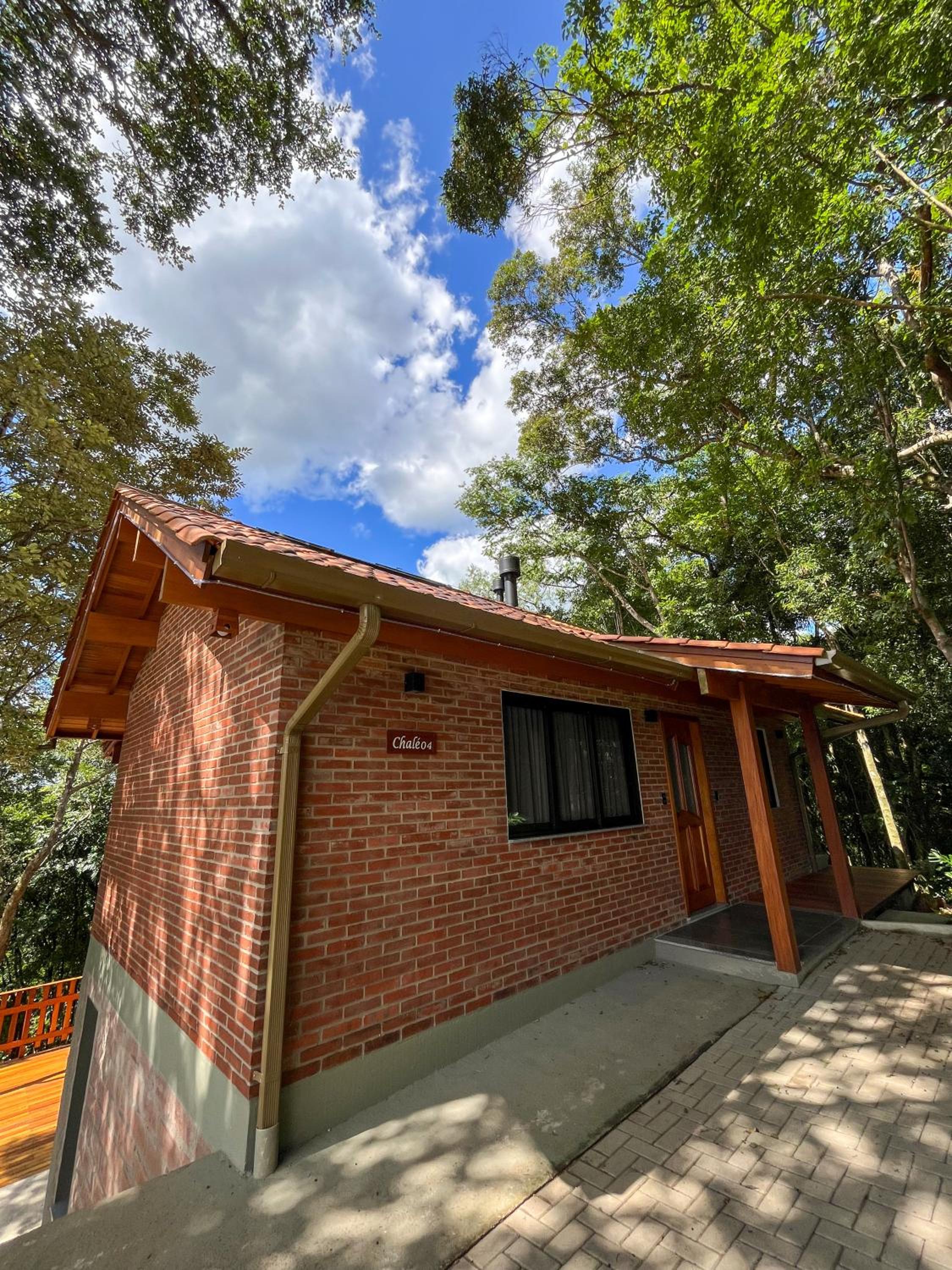 Two-Bedroom Chalet - Photo 4