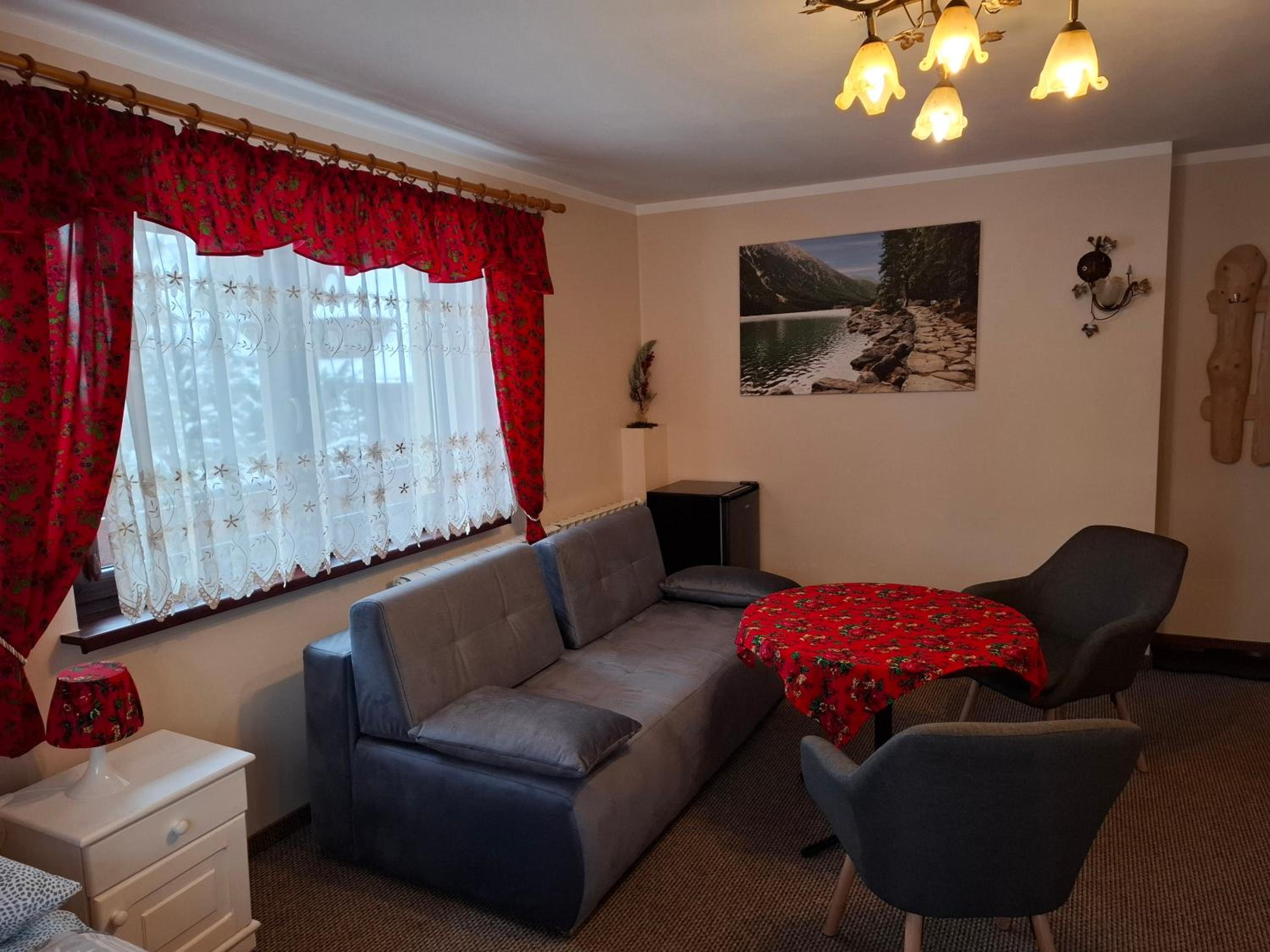 Deluxe Double or Twin Room with Mountain View photo 2