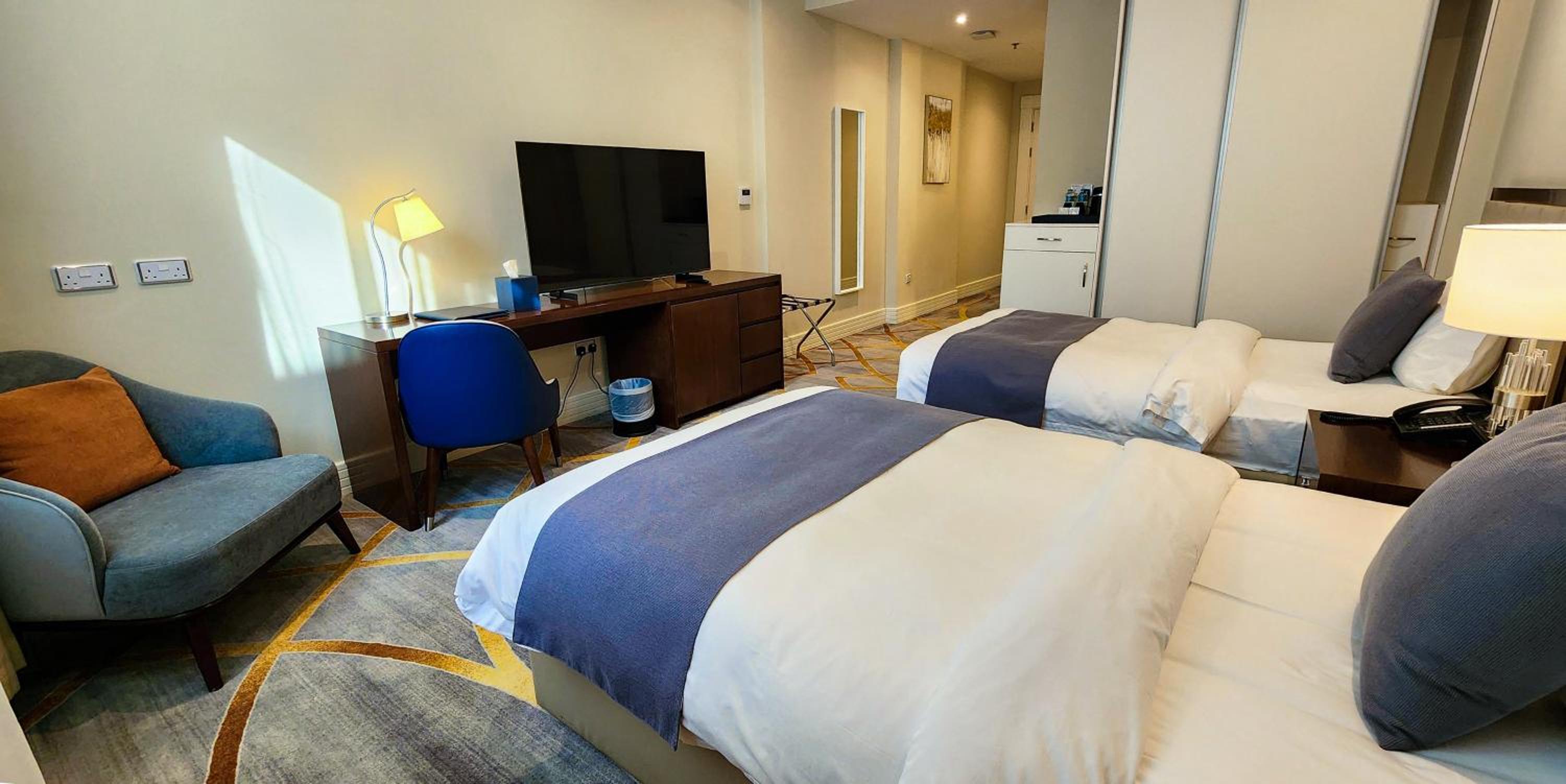 Deluxe Twin Room