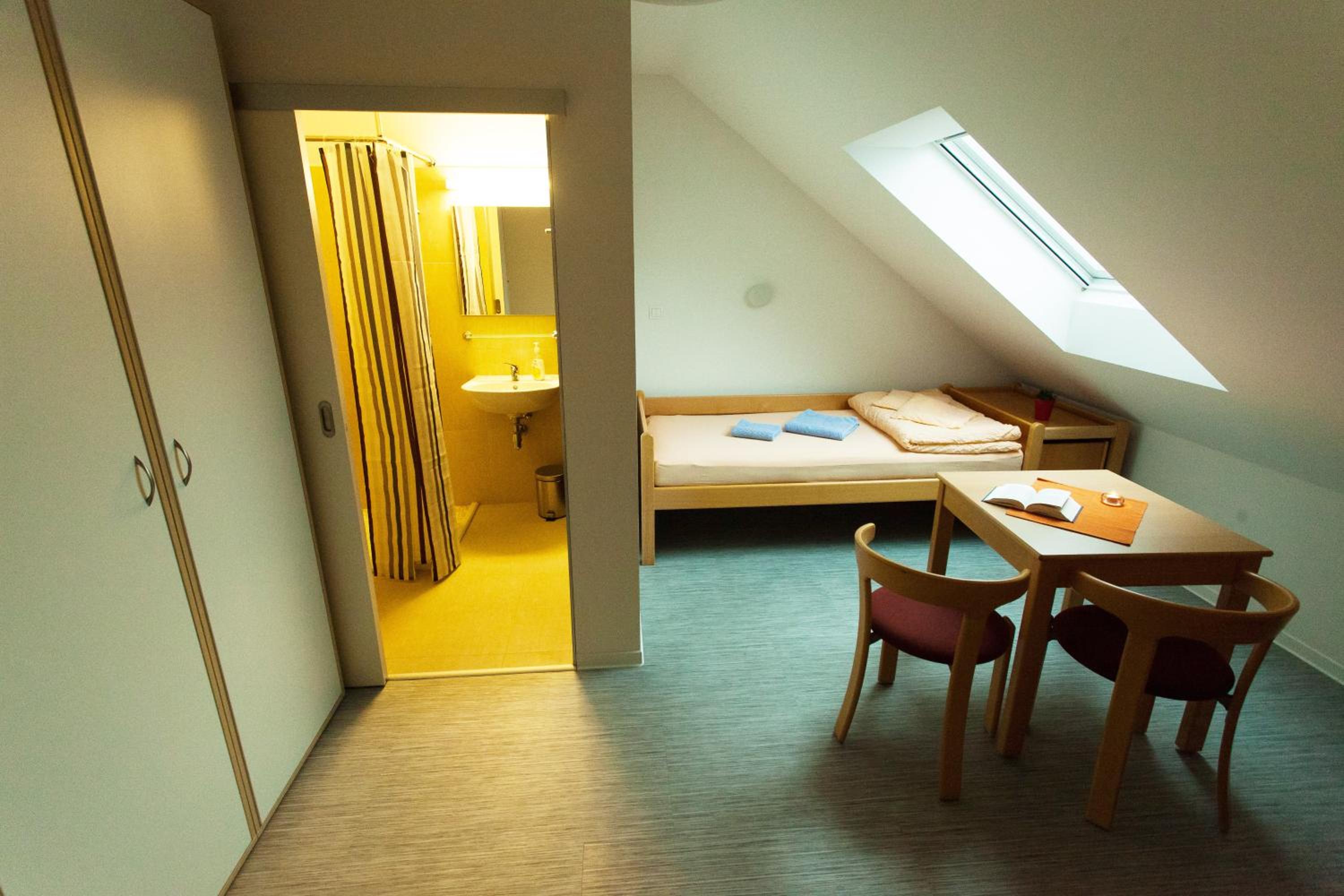 Single Room photo 1