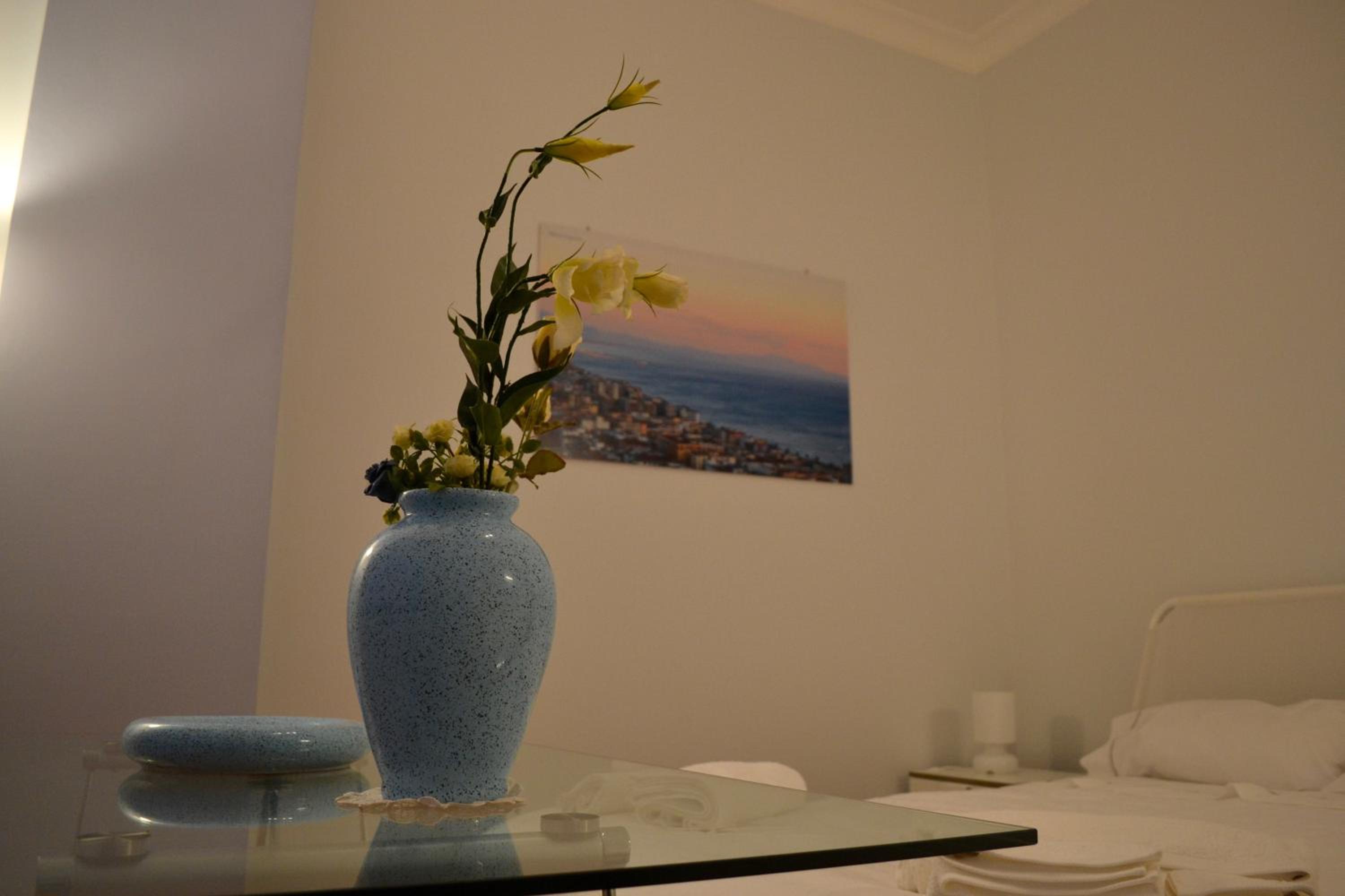 Triple Room with Lateral Sea View - Photo 4