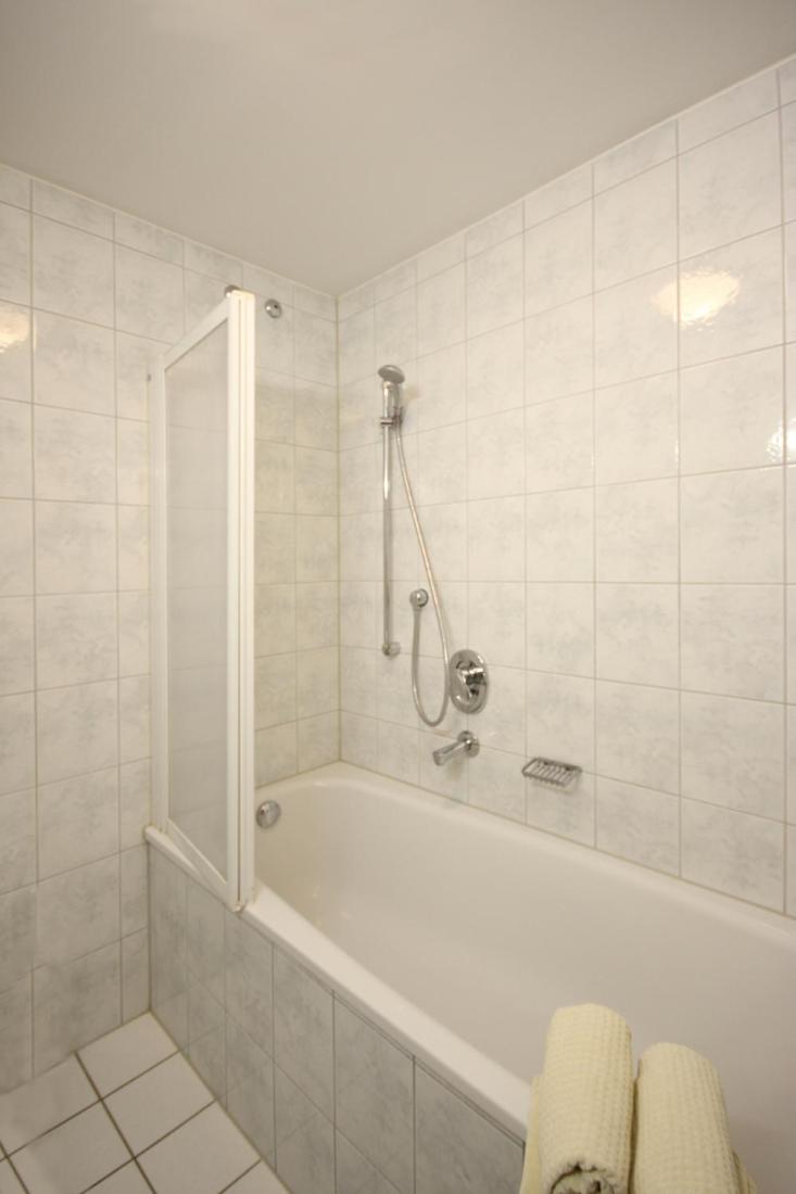 Double Room - Photo 5