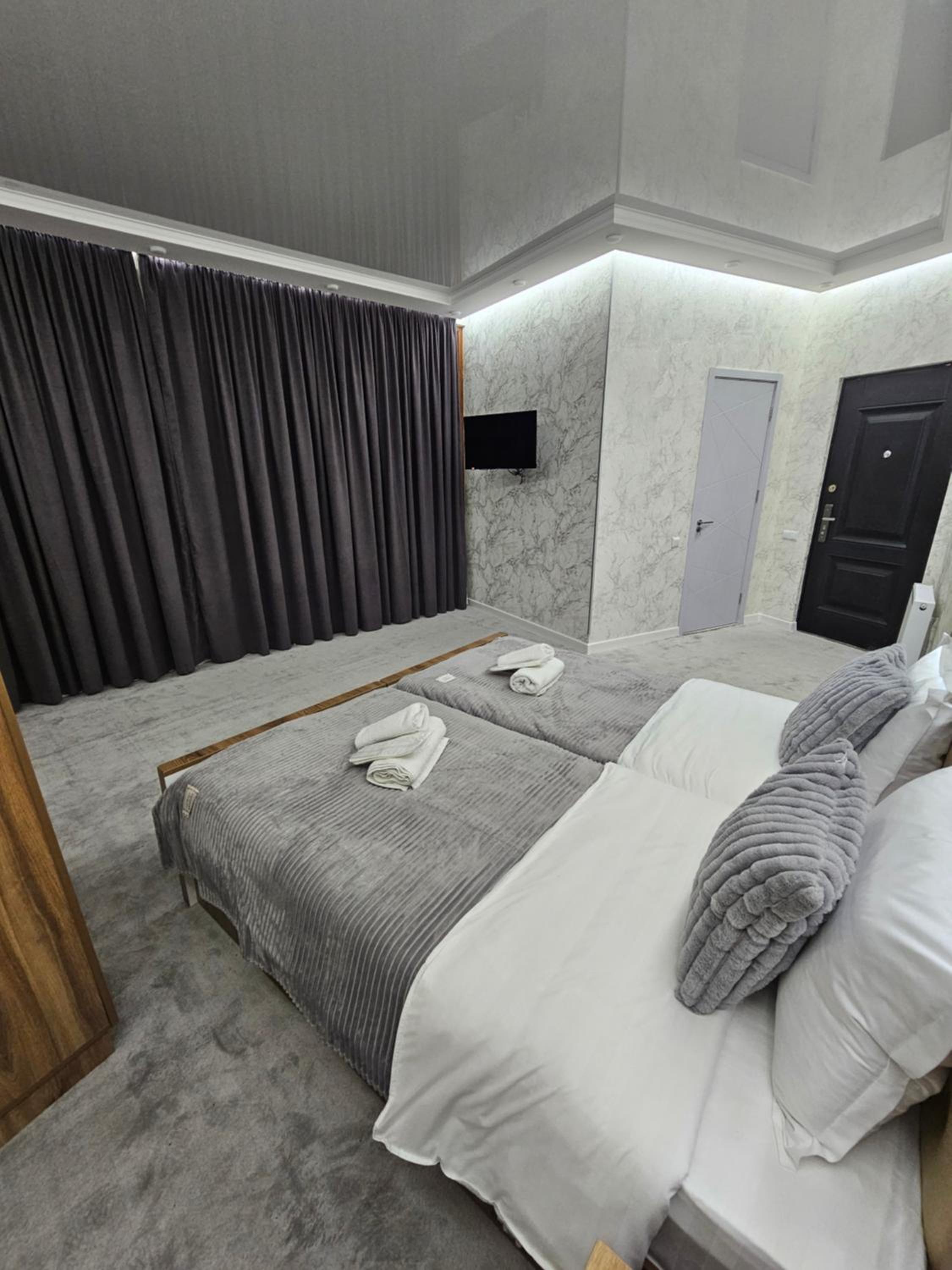 Suite with City View