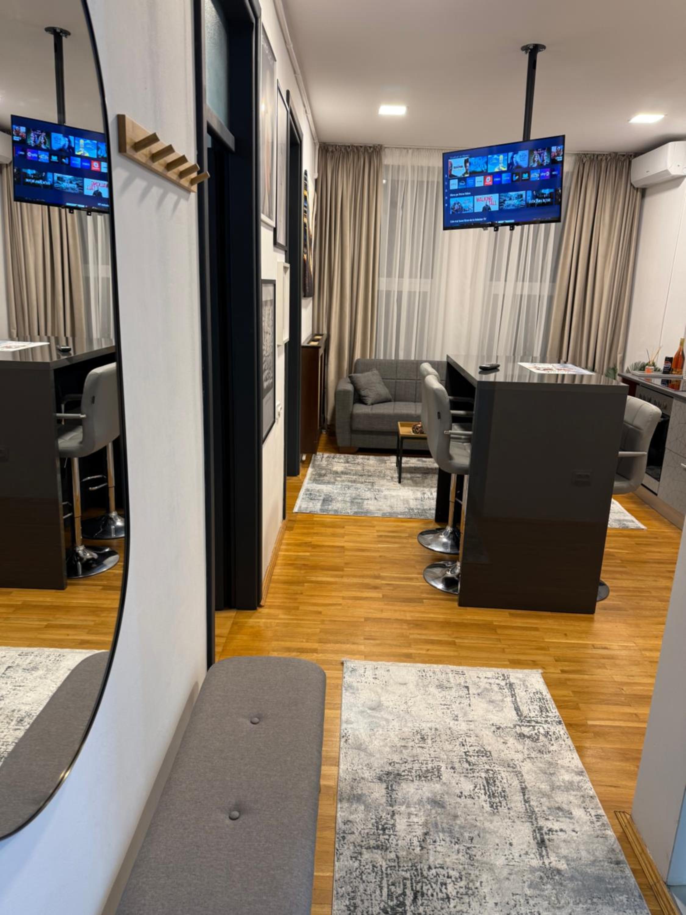Family Two-Bedroom Apartment with View