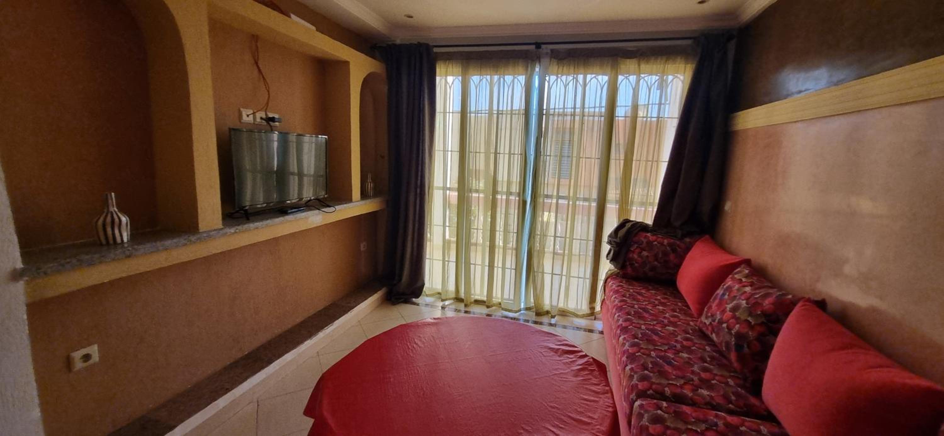Two-Bedroom Apartment with Balcony and Terrace photo 3