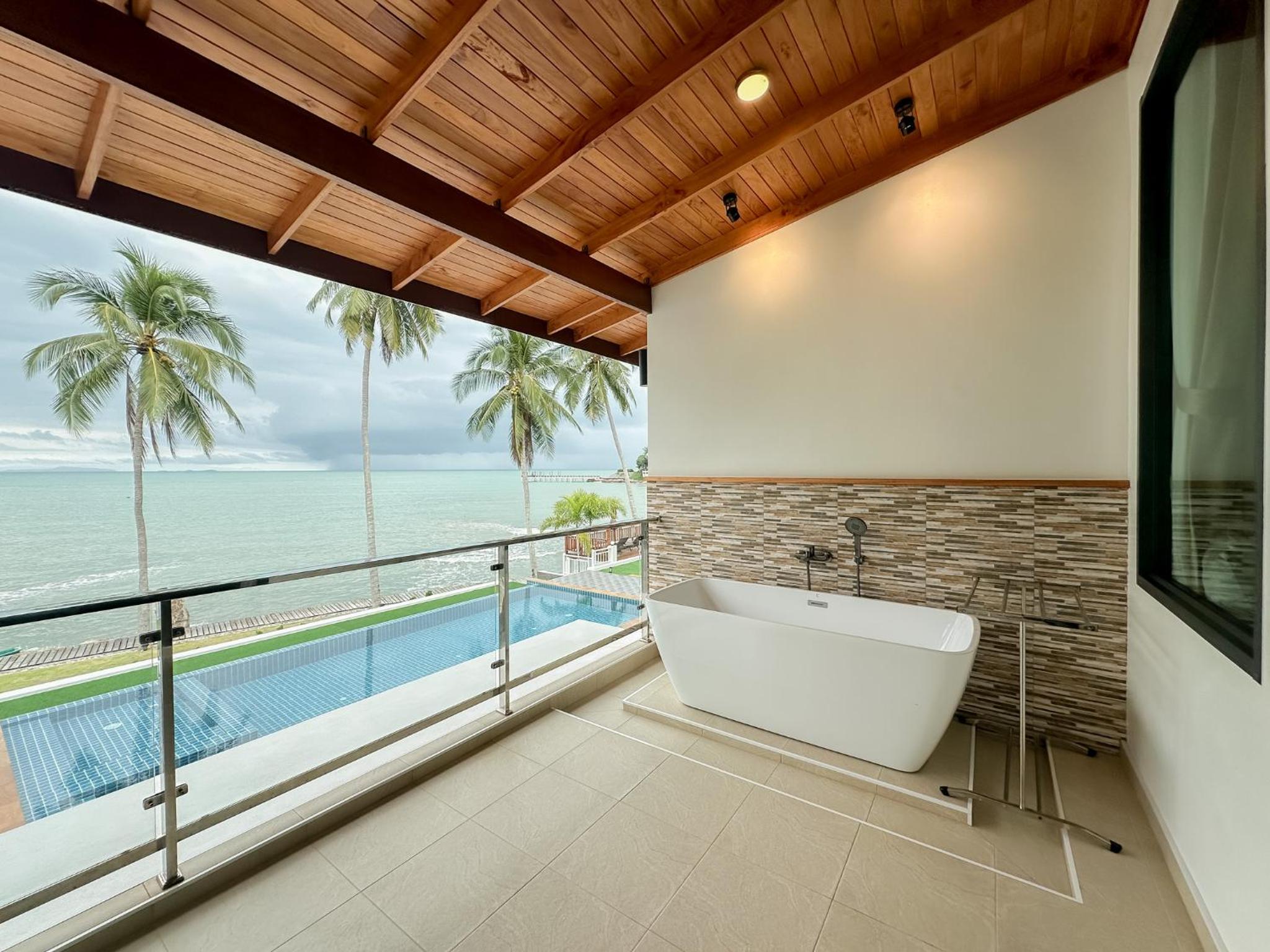 Twin Room with Pool View