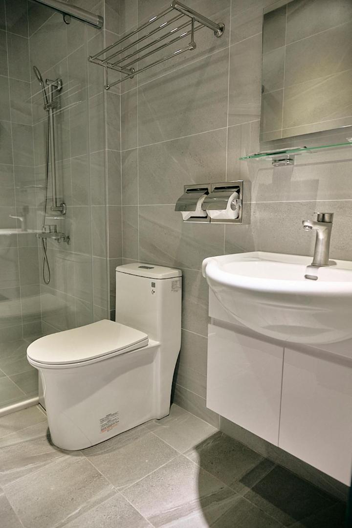 Quadruple Room with Private Bathroom photo 3