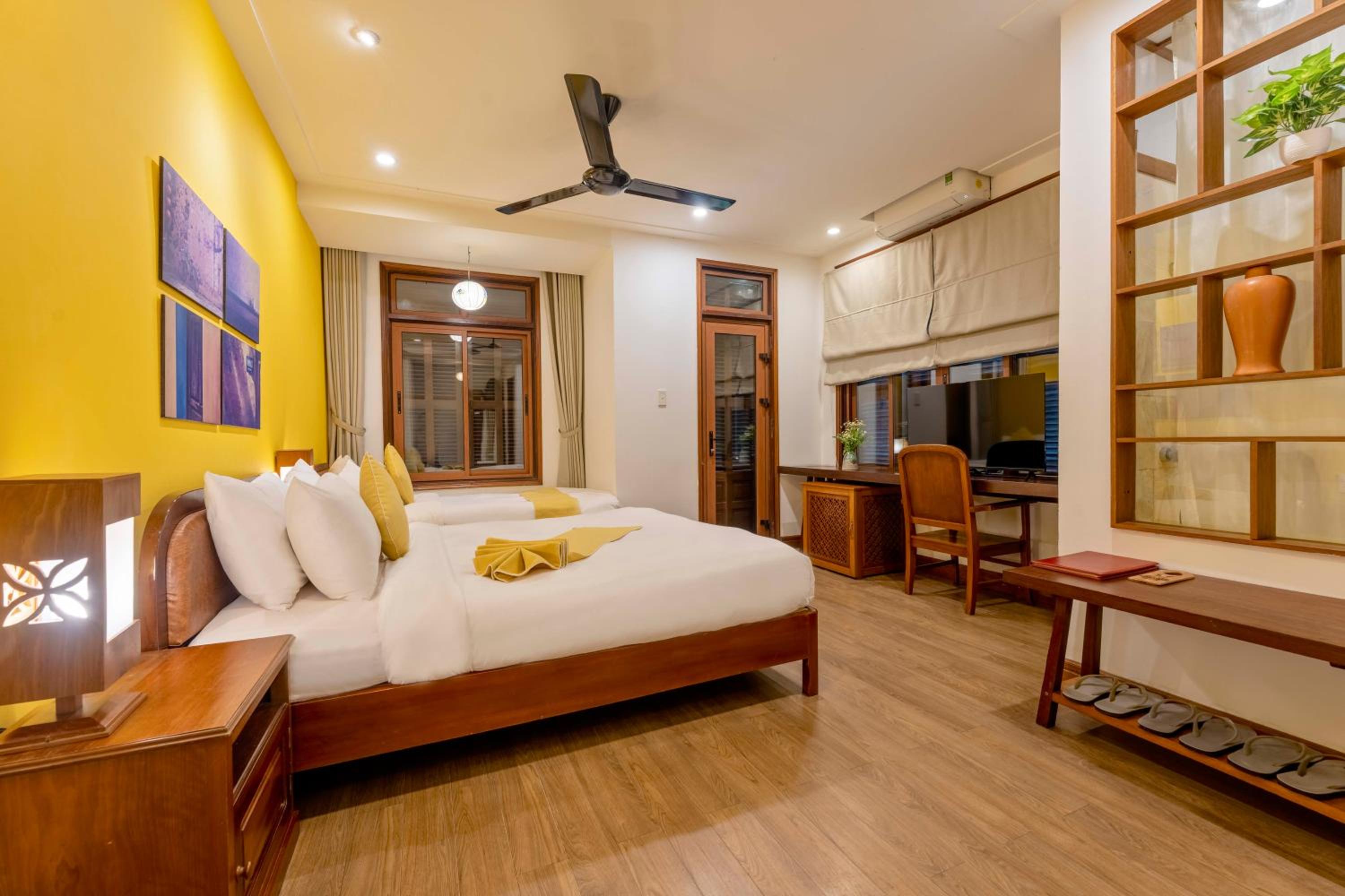 Deluxe Triple Room
