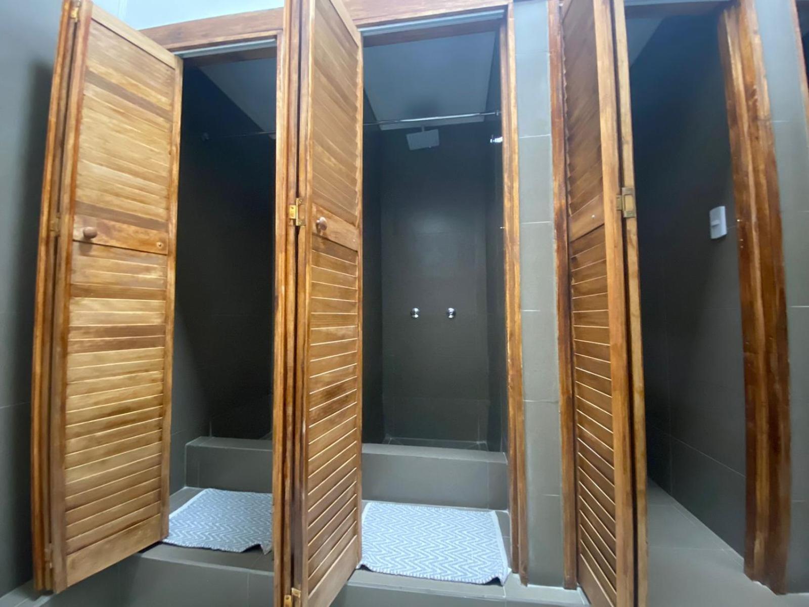 Single Room with Shared Bathroom photo 2