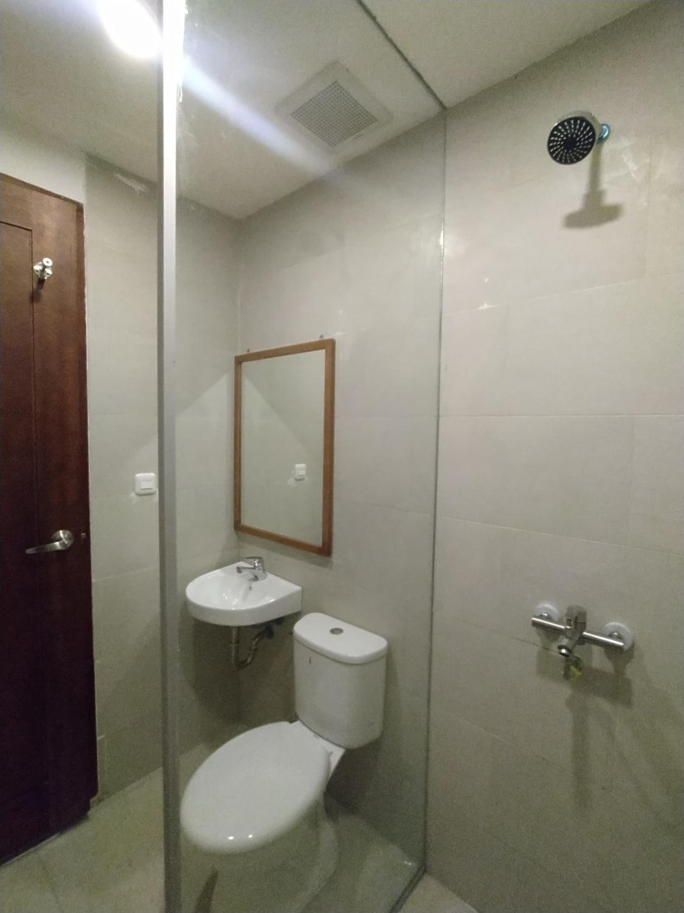 Deluxe Double Room with Shower