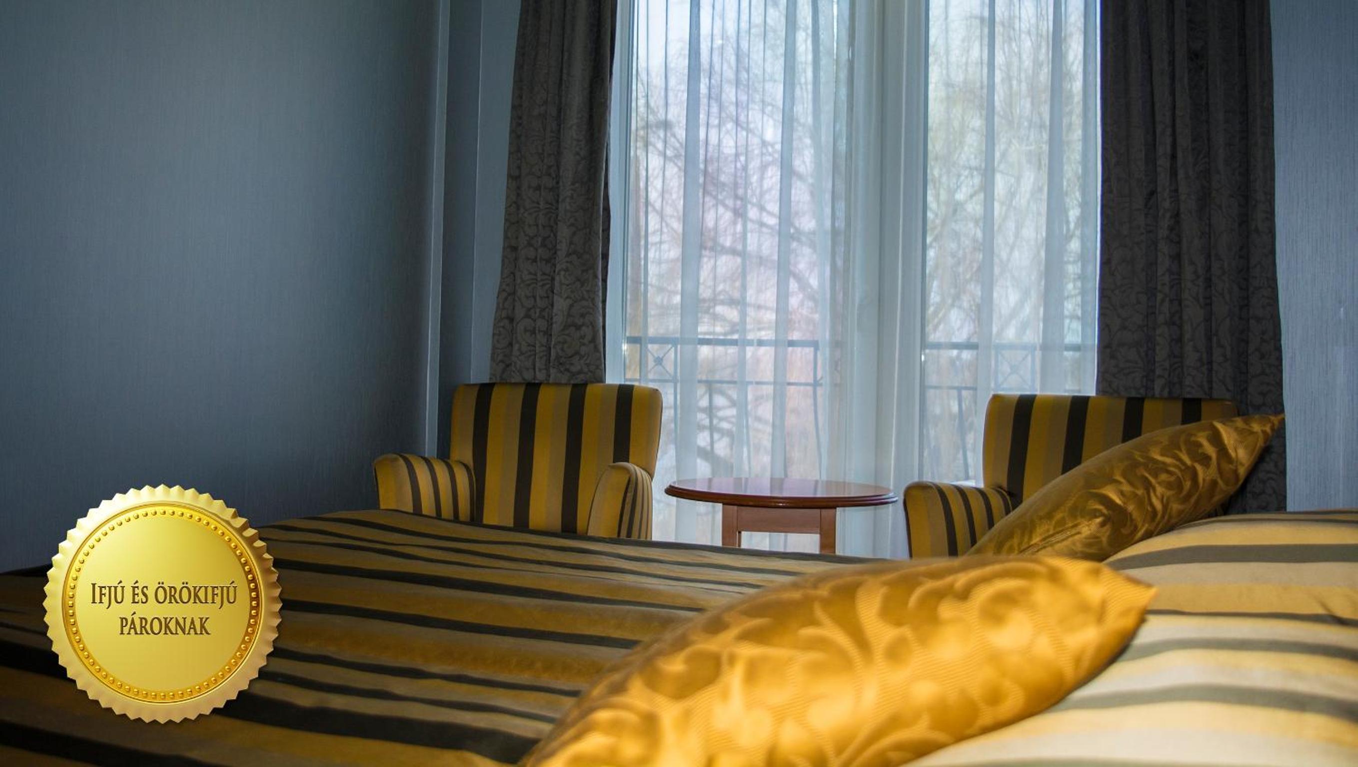 Double Room - Photo 7