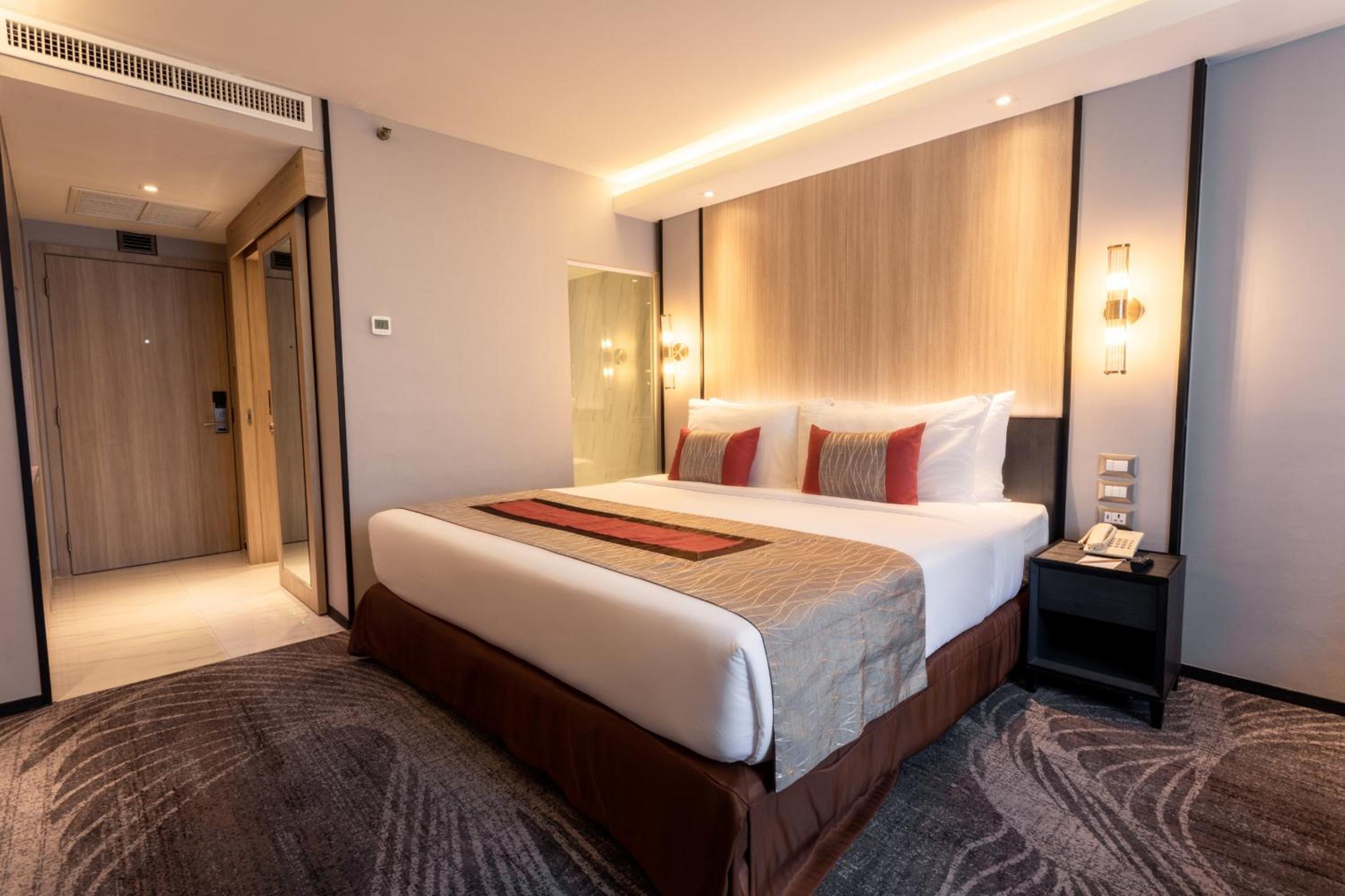 Deluxe Double or Twin Room photo 2