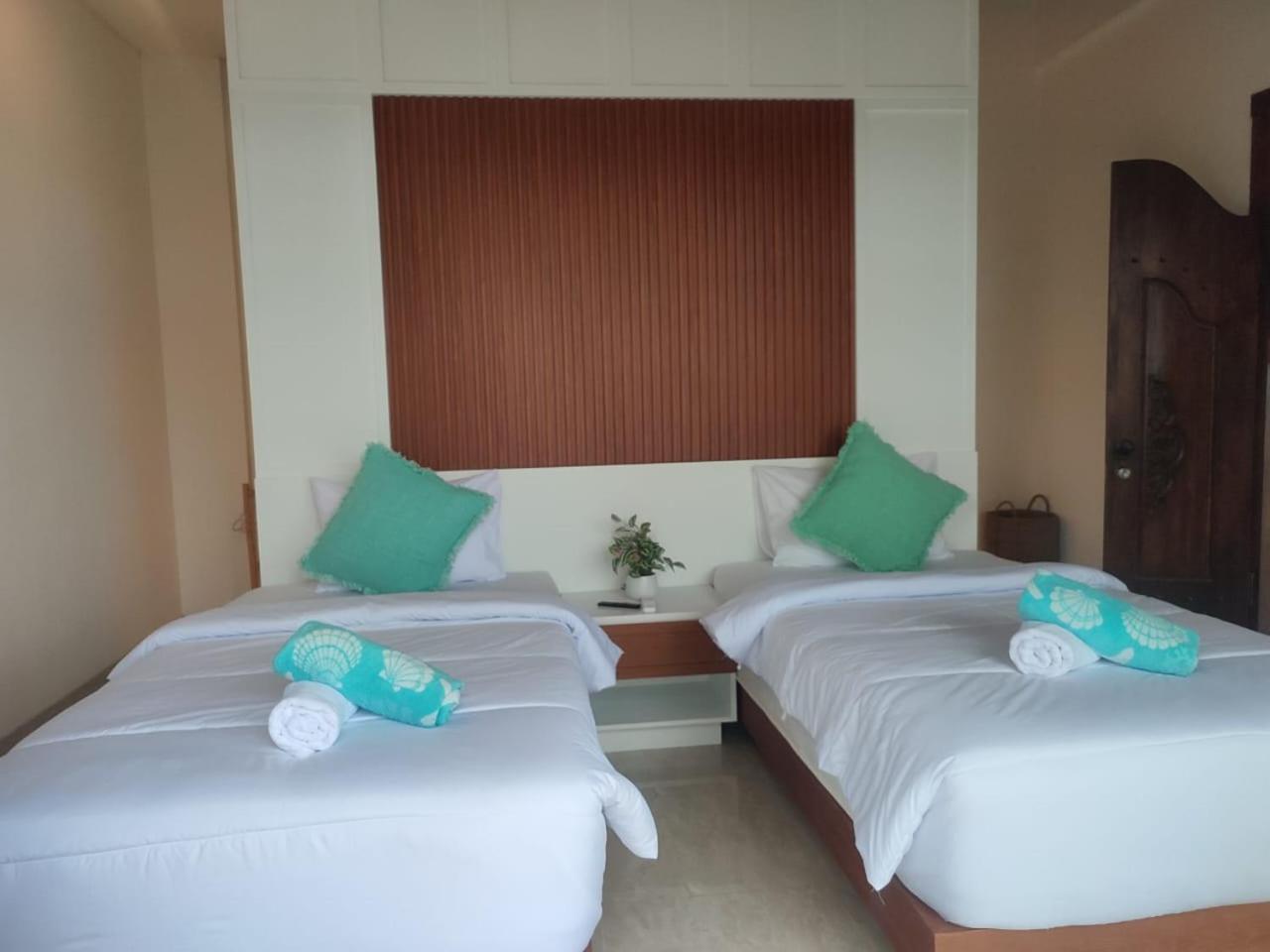 Deluxe Twin Room - Photo 6