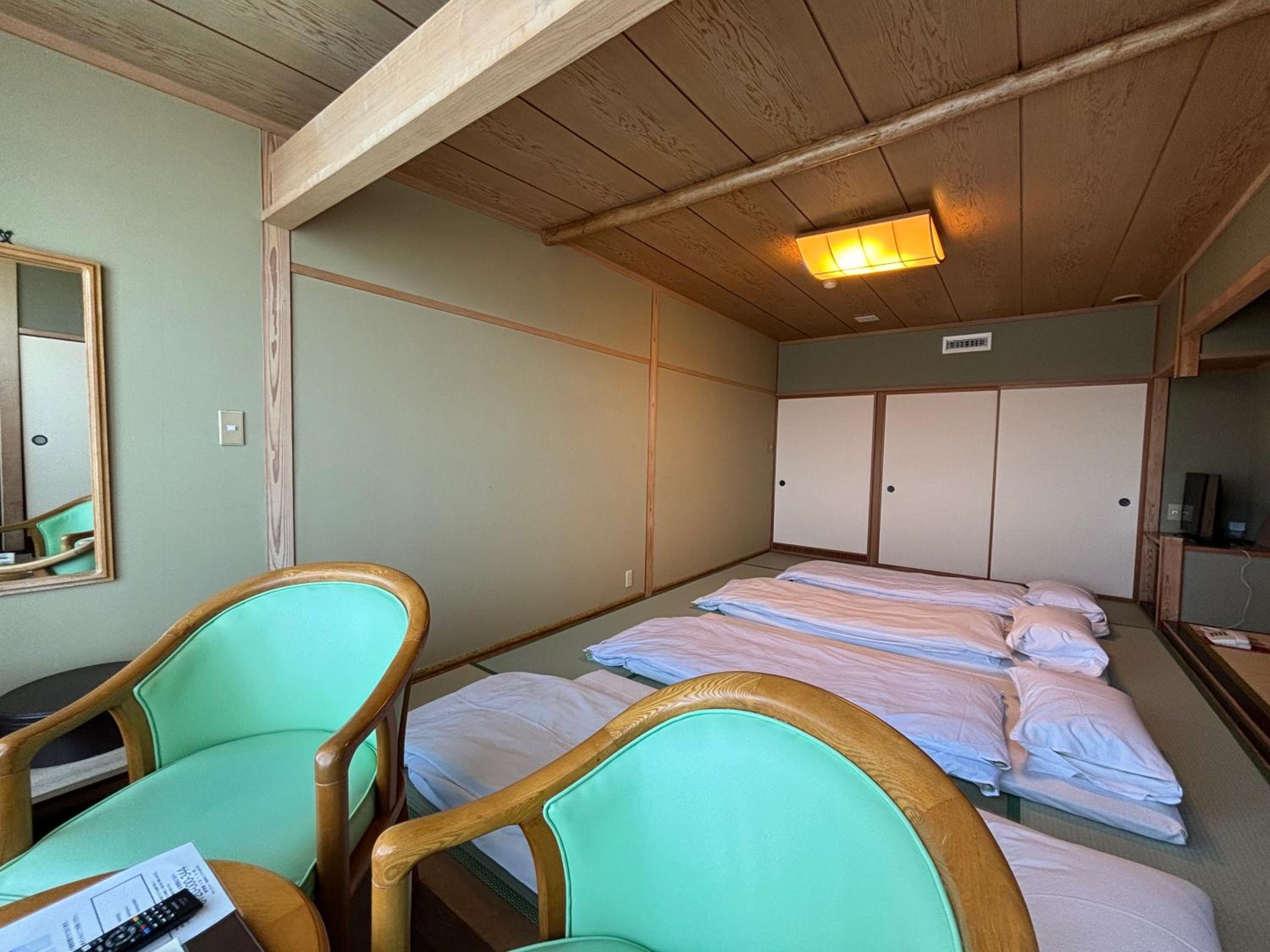 Japanese-Style Room Ocean side Lower Floor - Smoking photo 3