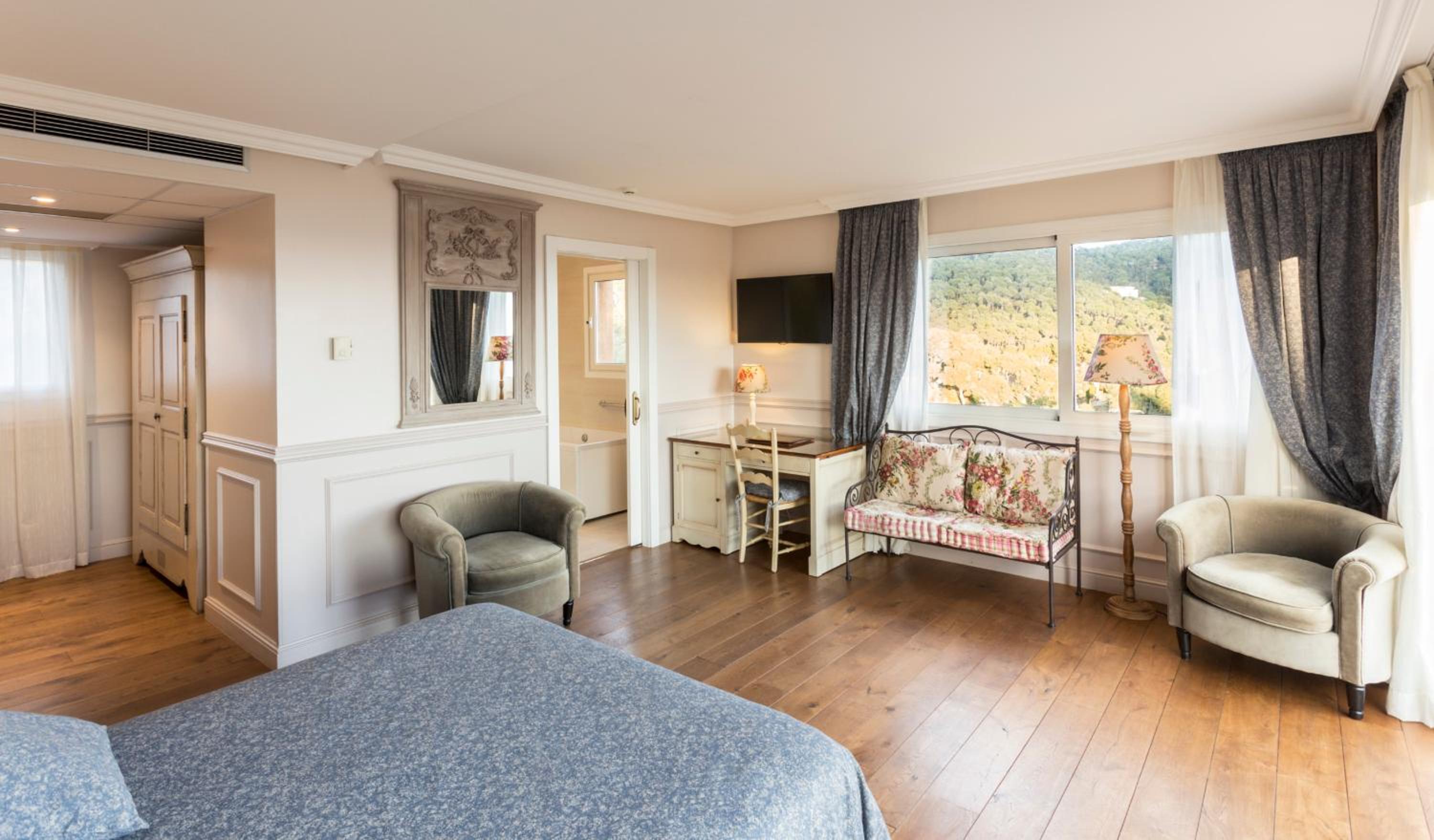 Suite with Sea View photo 3