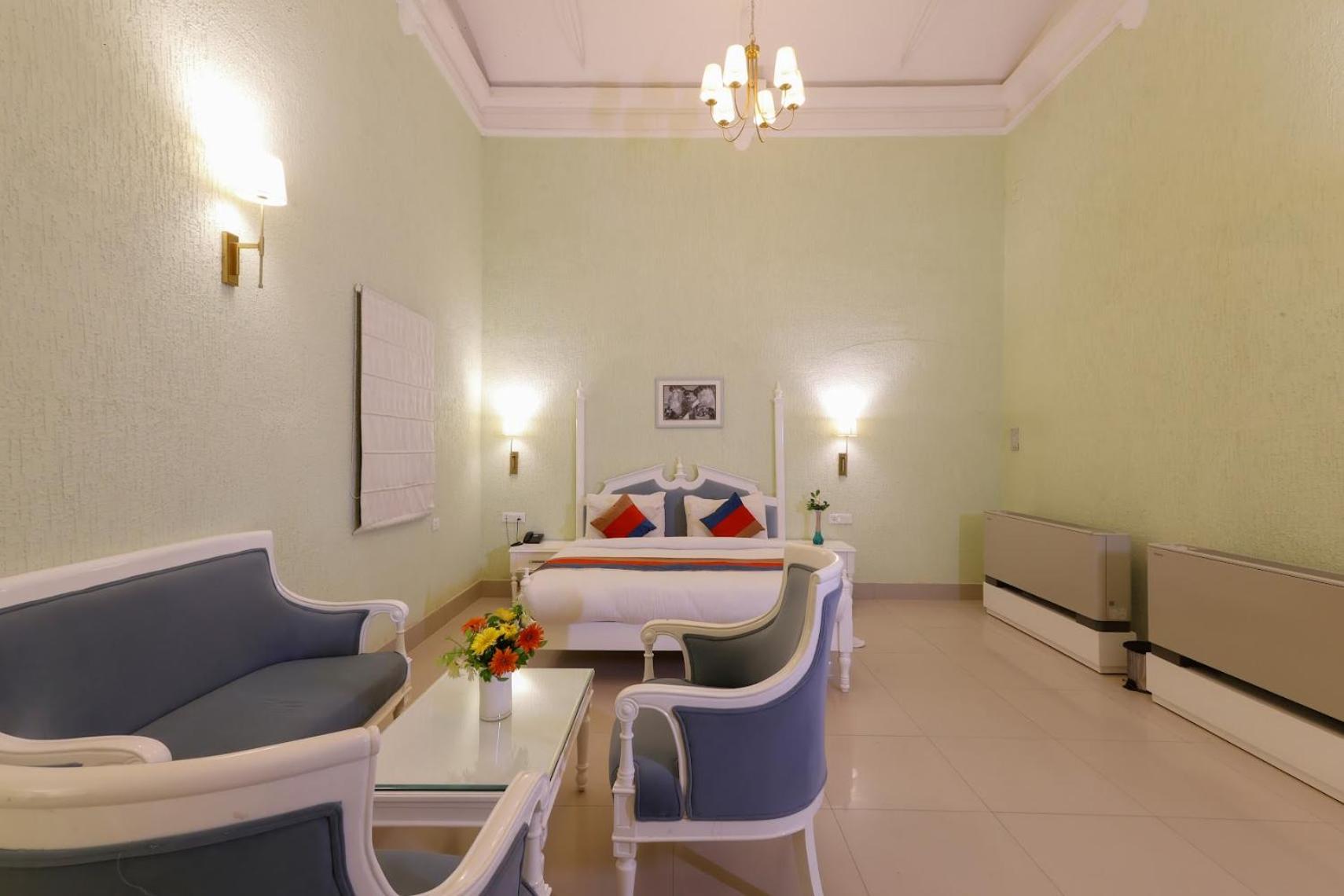 Suite - Photo 5
