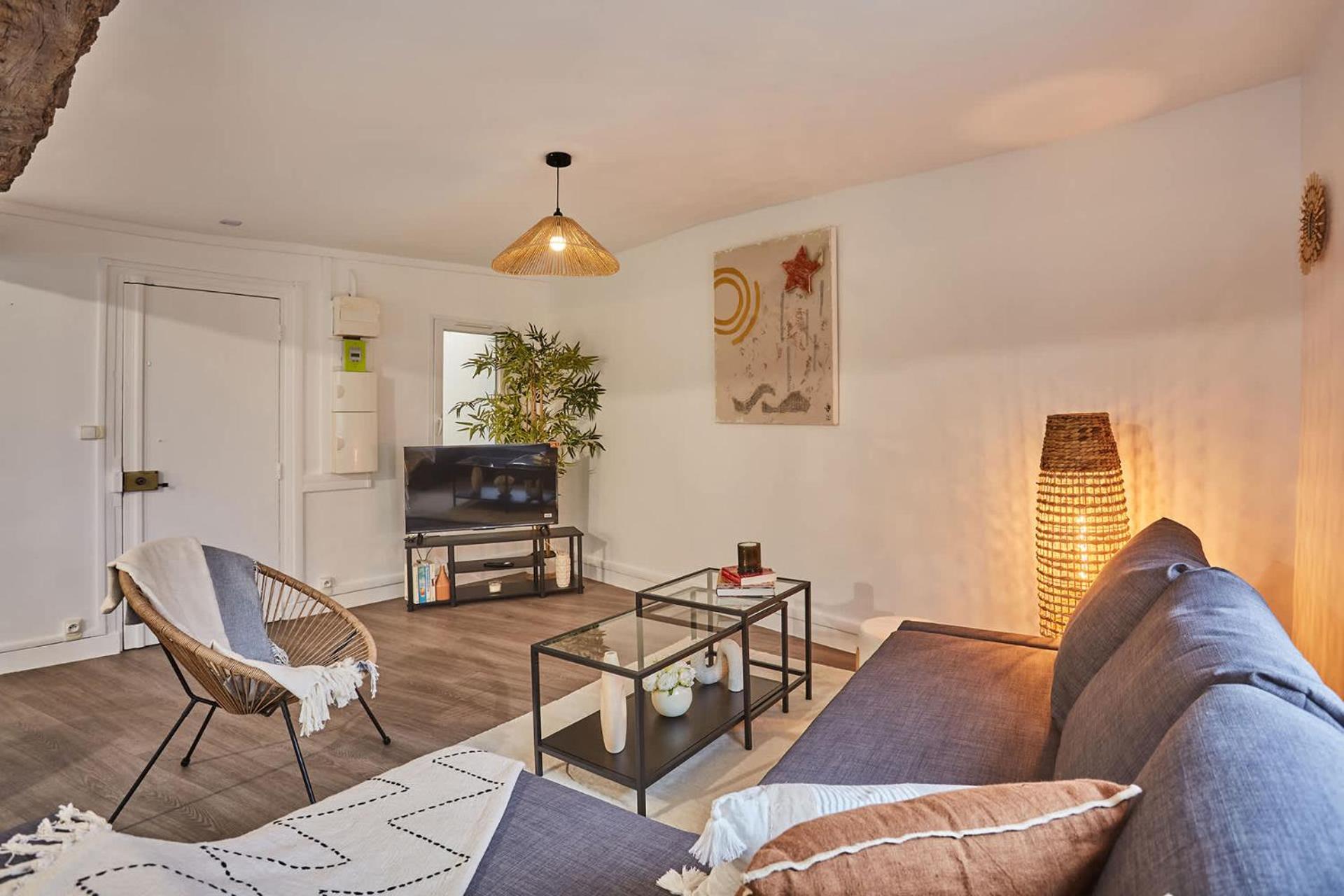 Apartment photo 1