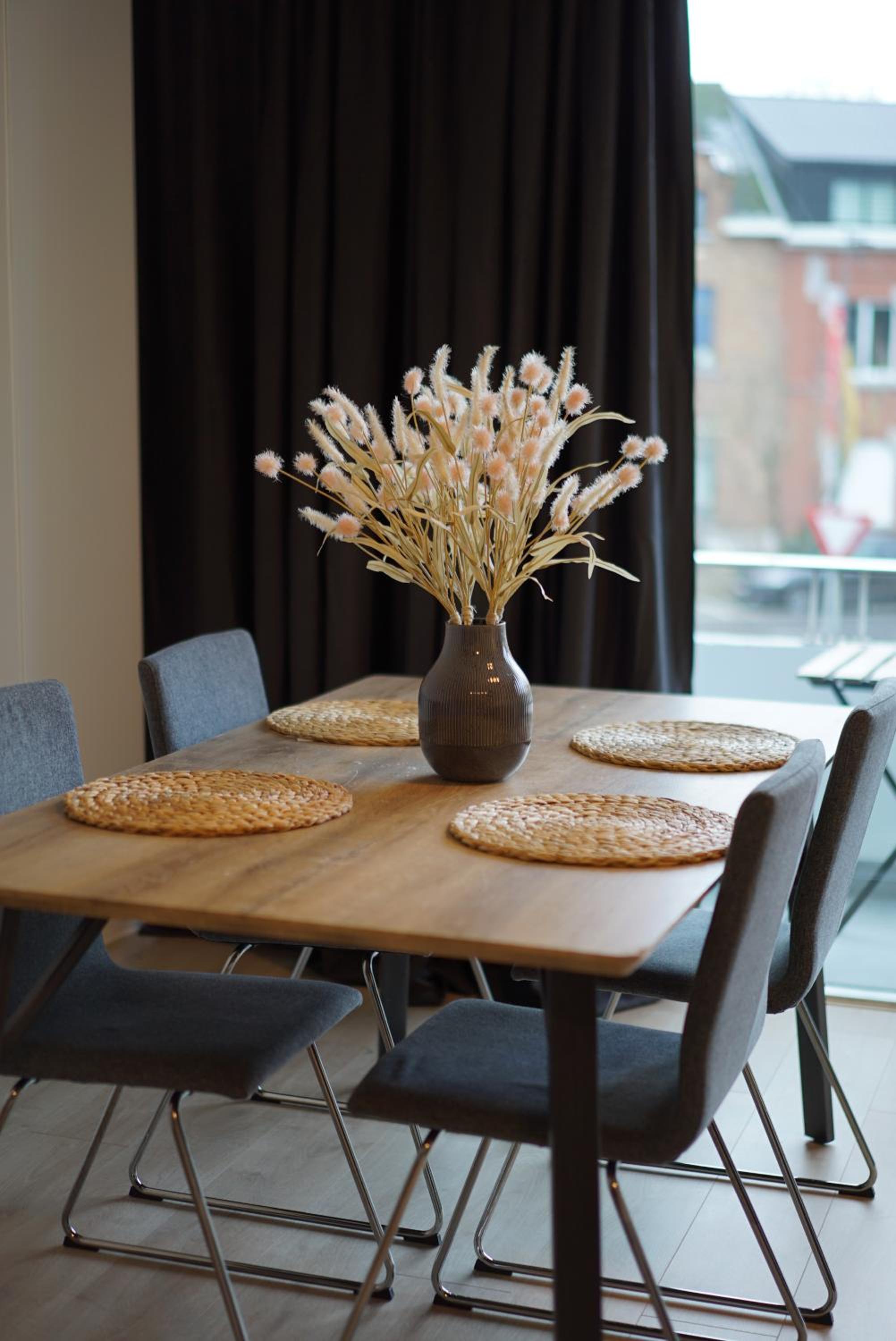 Two-Bedroom Apartment with Balcony photo 3