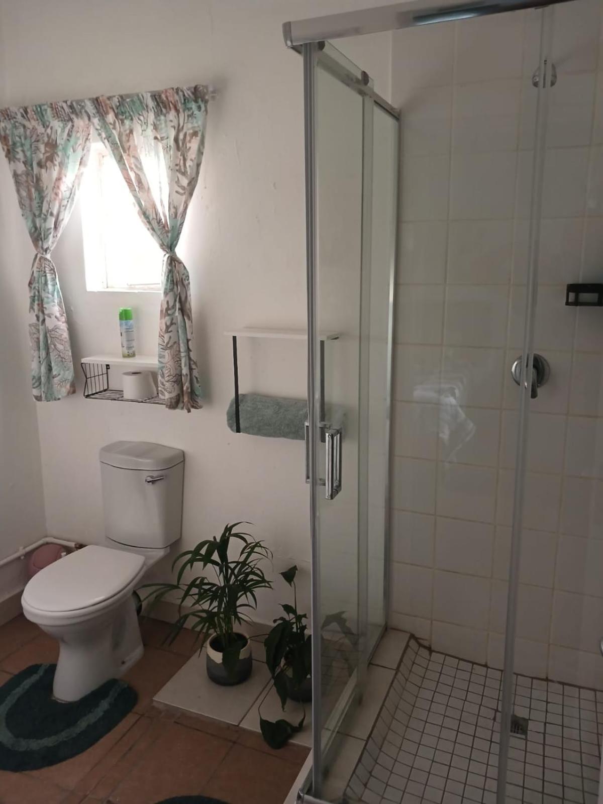Superior Deluxe Double or Twin Room  photo 3
