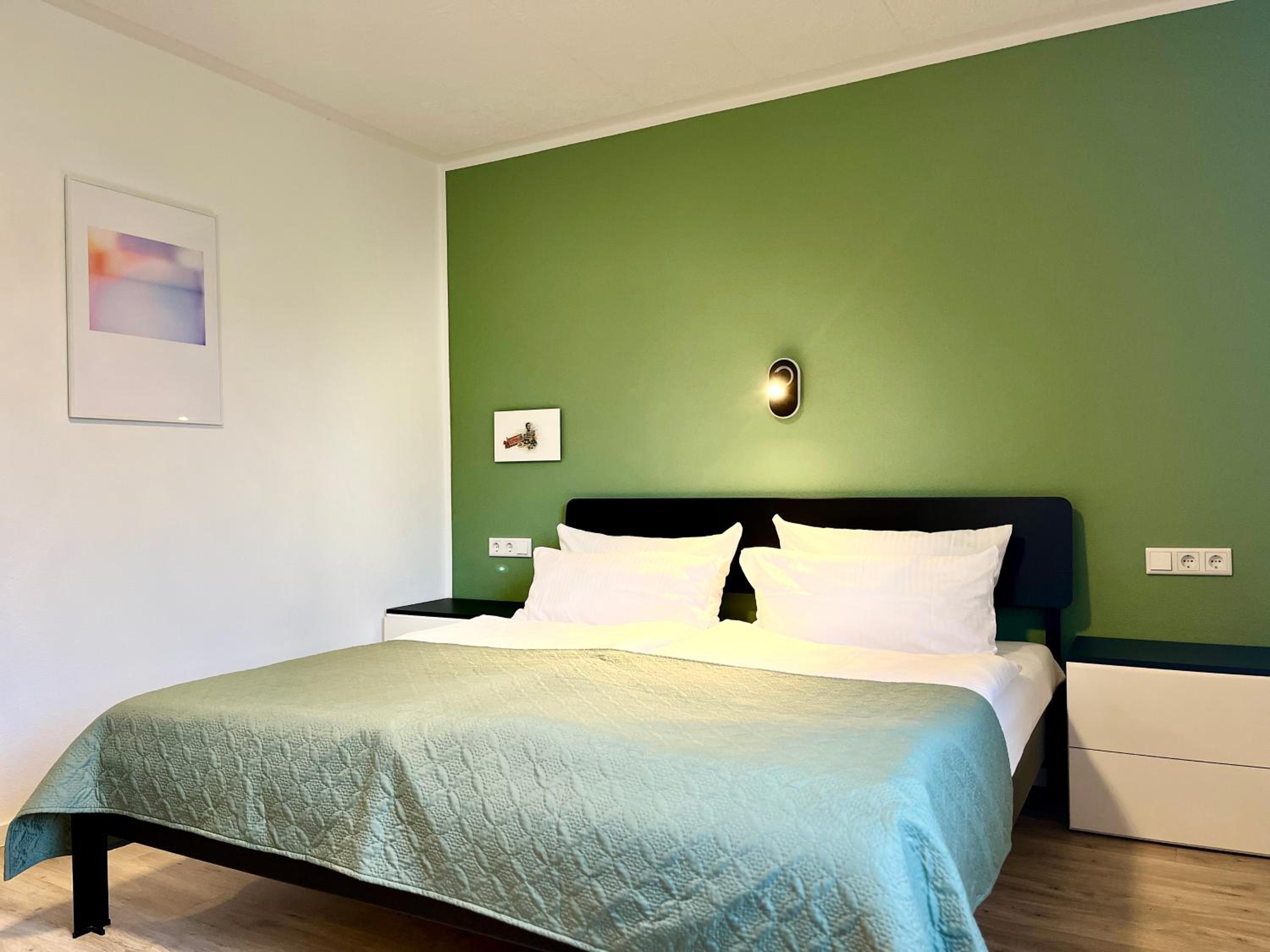 Deluxe Double Room - Photo 15