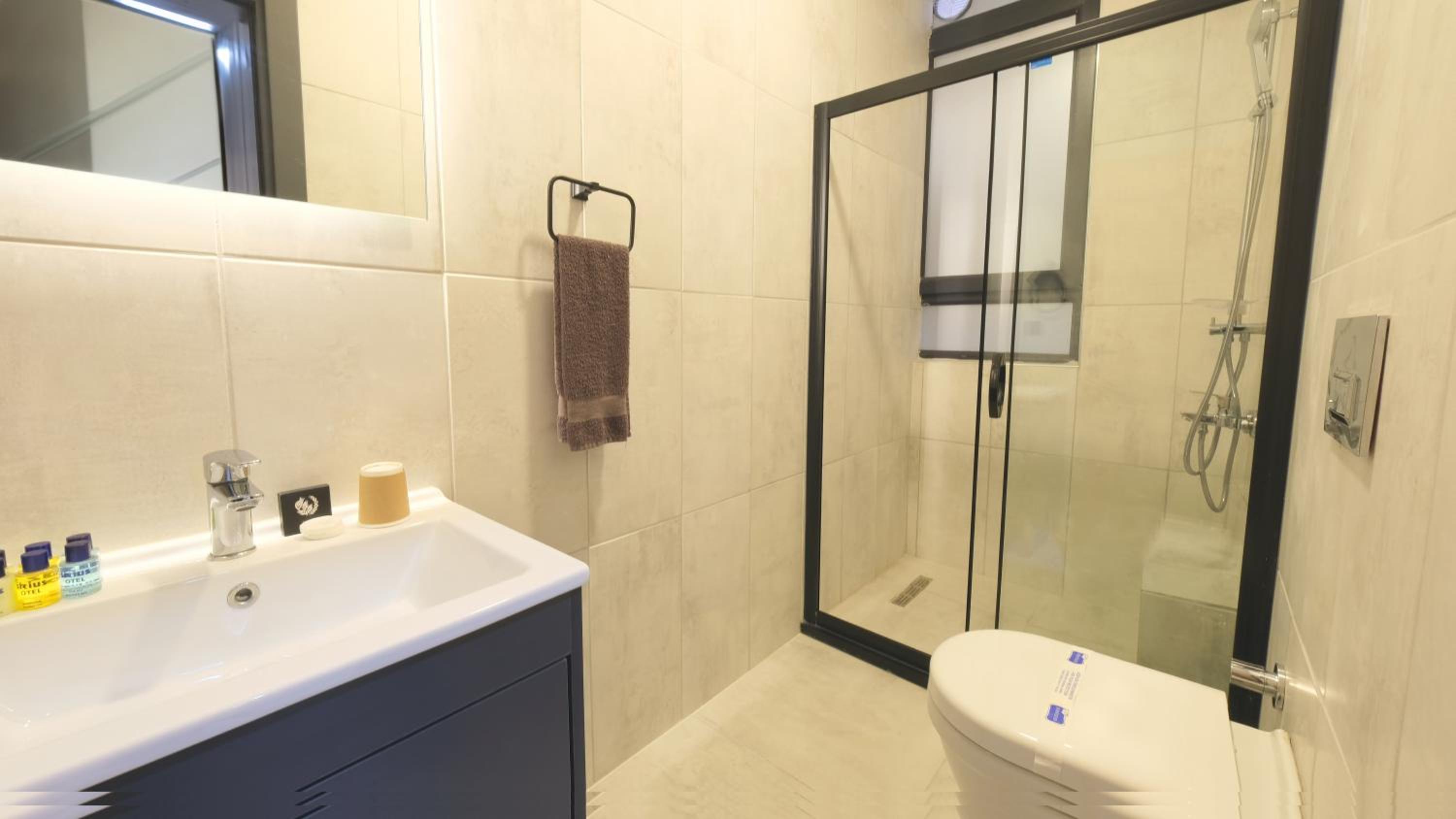 Budget Single Room photo 3