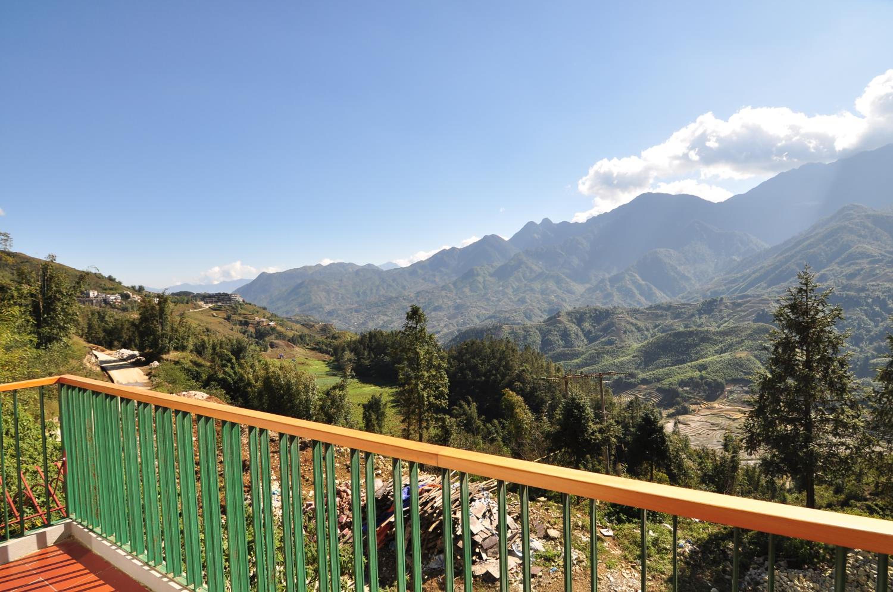 Double Room with Mountain View - Photo 6