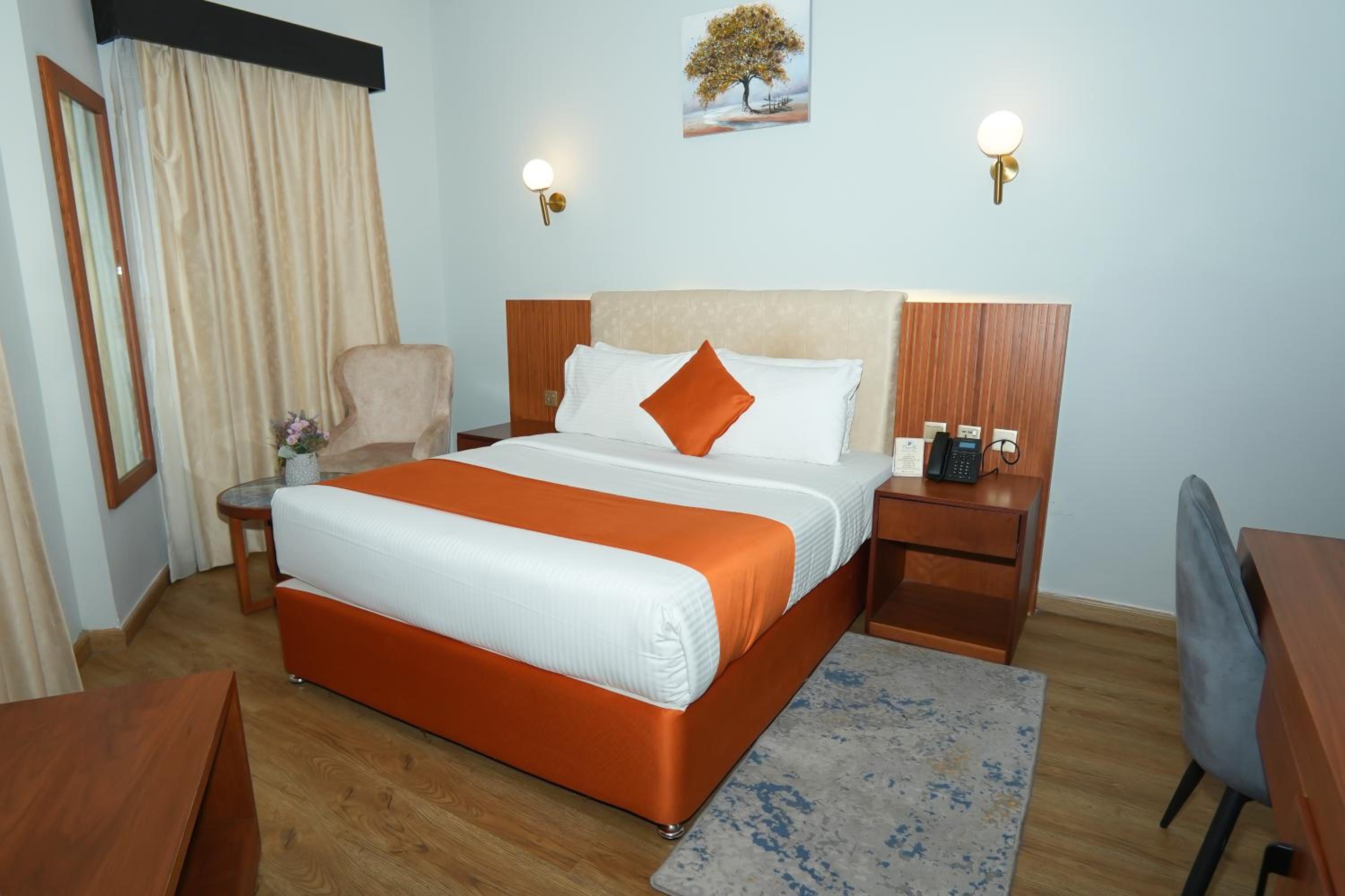 Standard Double or Twin Room photo 2