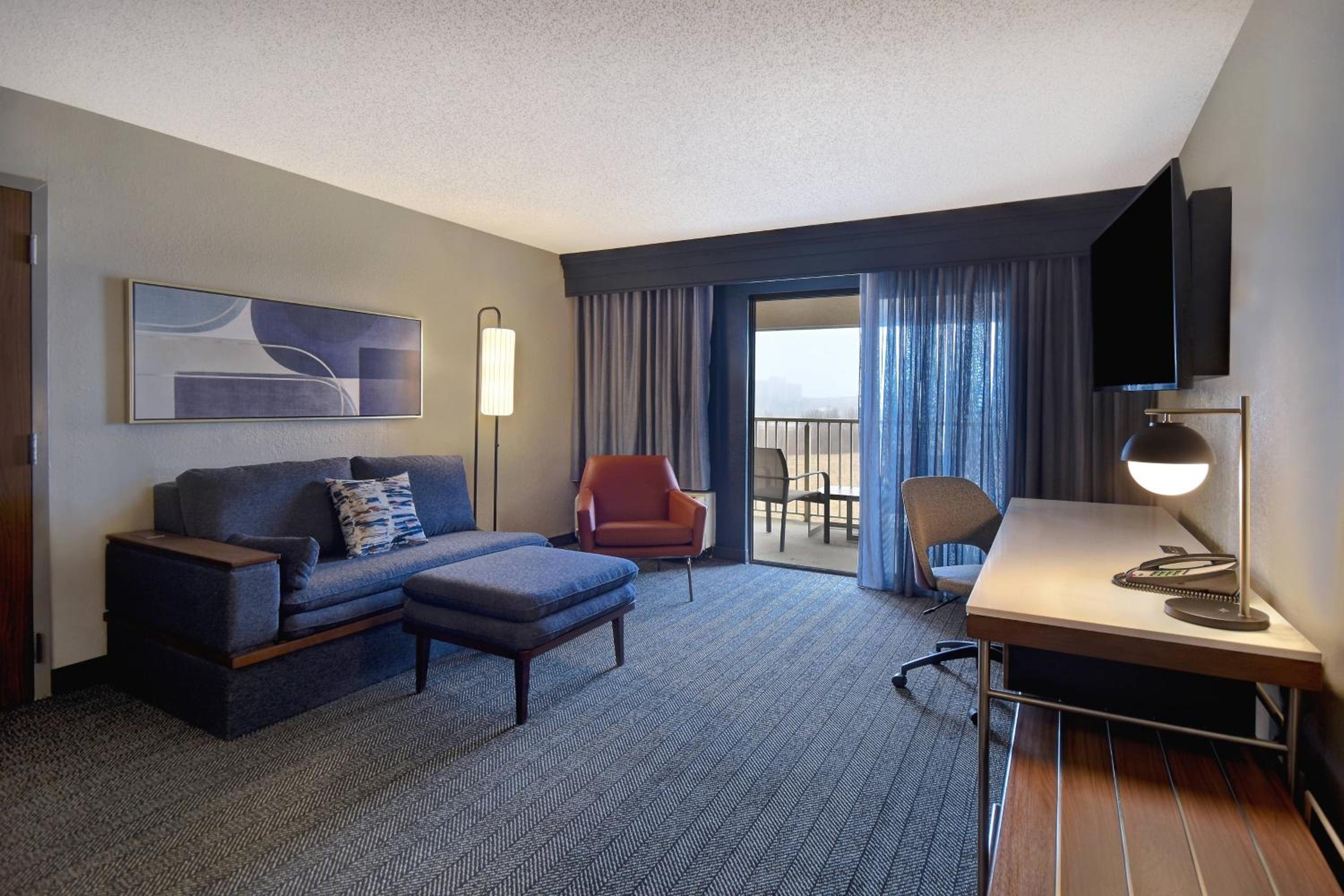 One-Bedroom King Suite with Private Patio, Roll-In Shower and Sofa Bed - Mobility Access - Photo 3