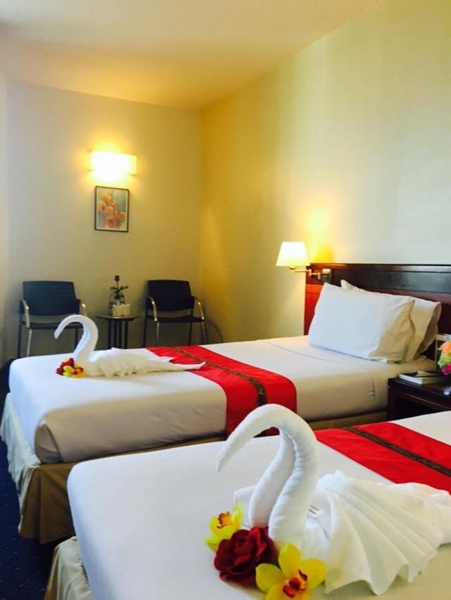 Standard Double or Twin Room - Photo 7