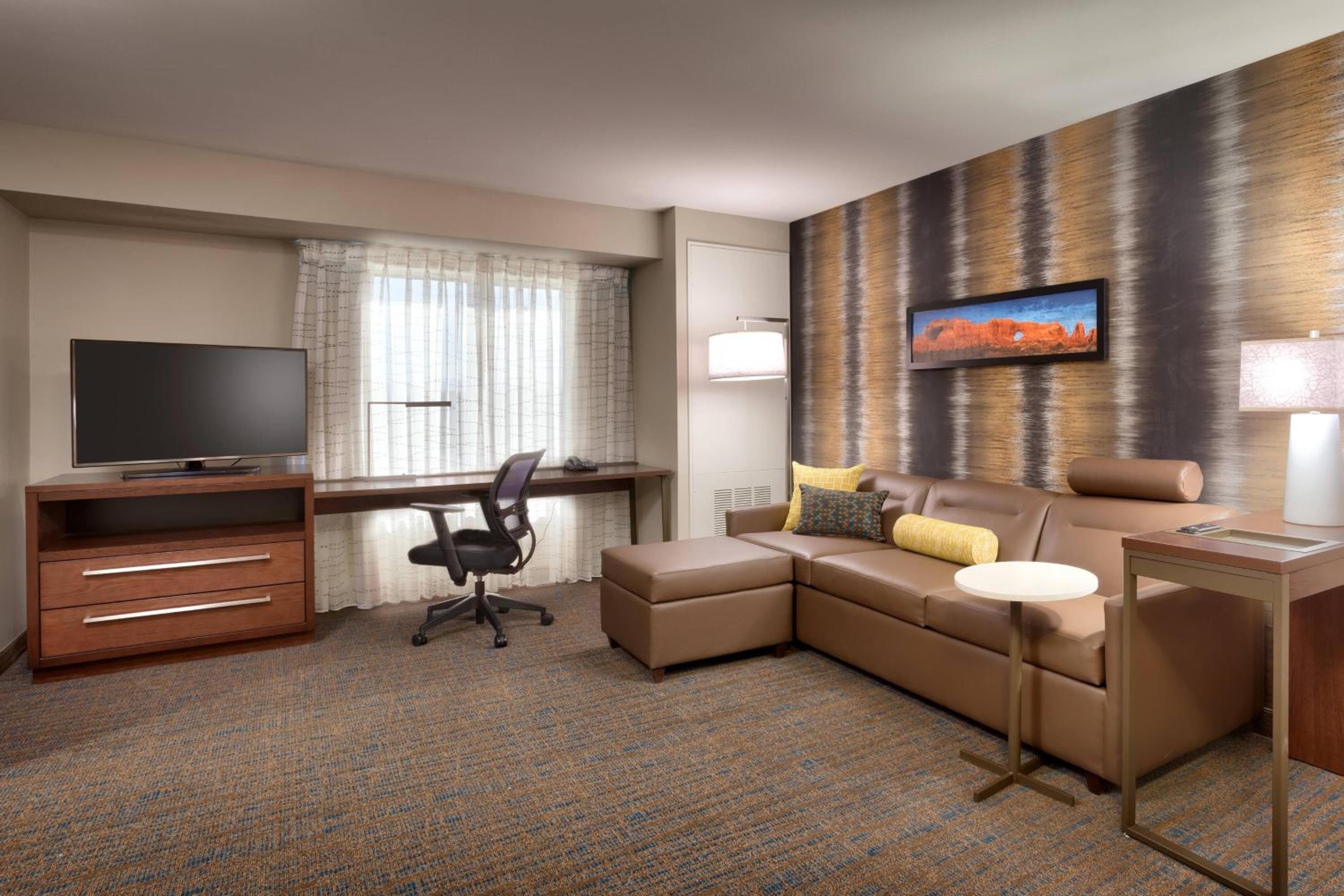 One-Bedroom King Suite with Sofa Bed and Roll-in Shower - Mobility Accessible photo 2