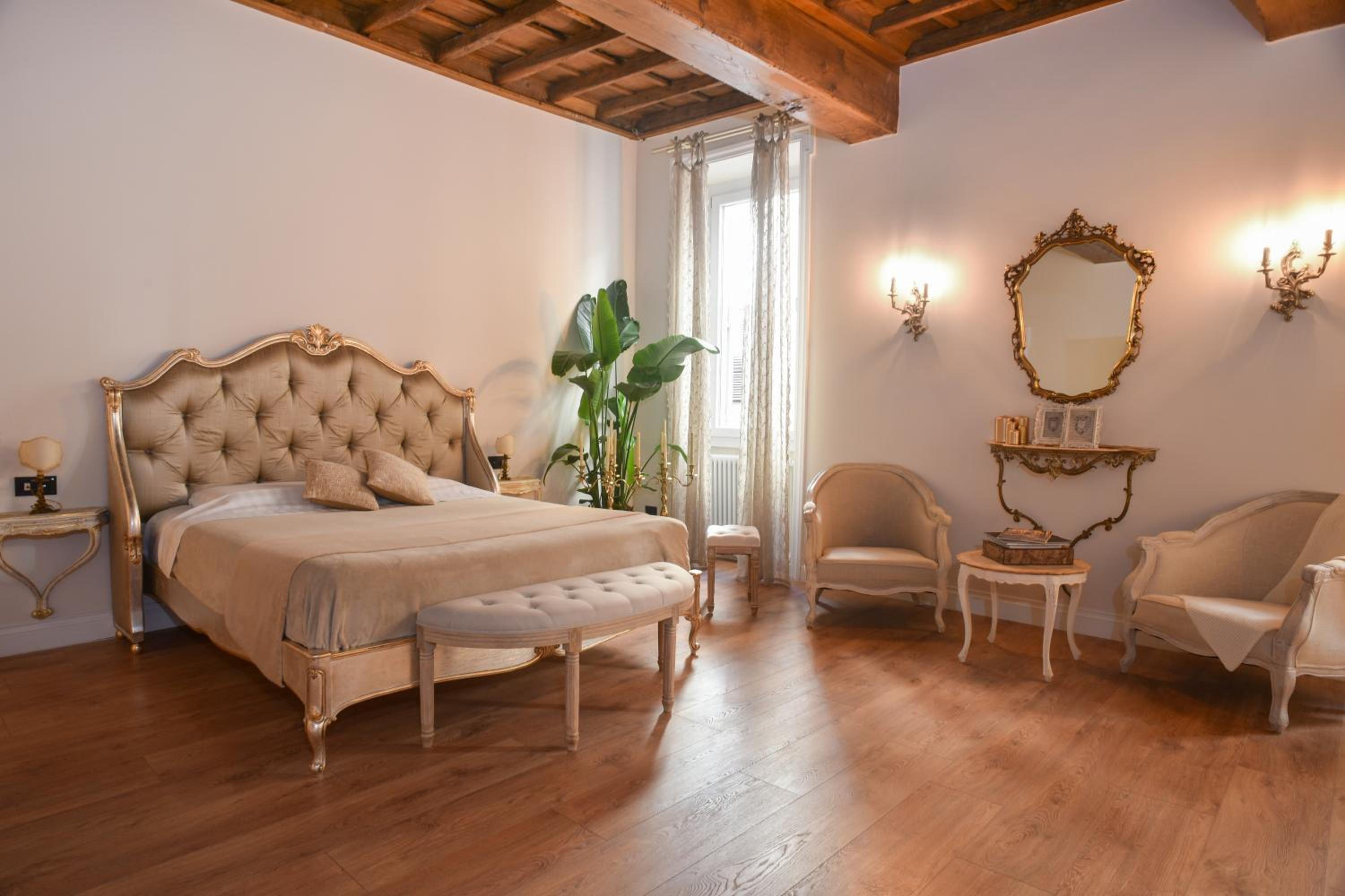 King Suite with Spa Bath