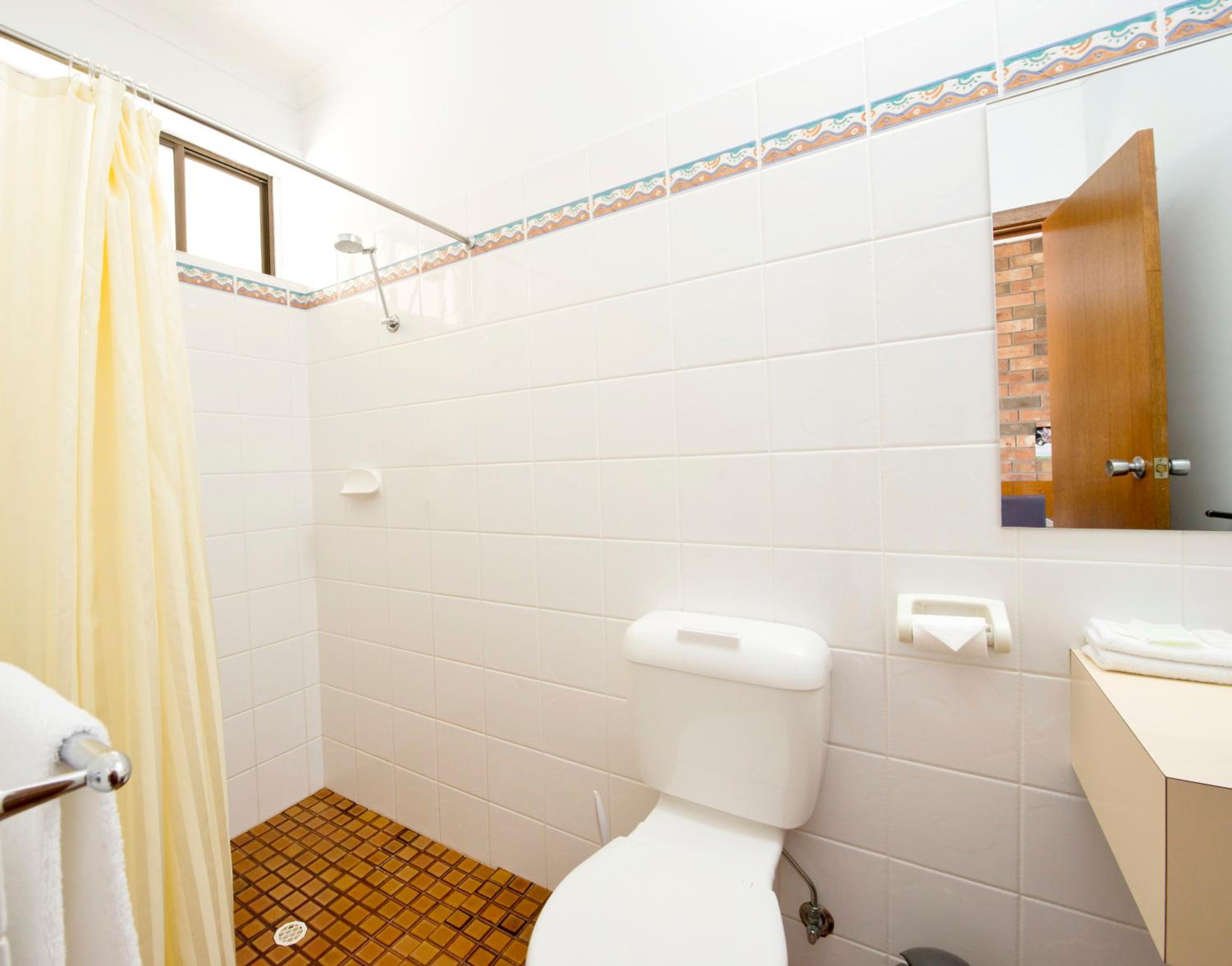 Triple Room with Ocean View - Photo 9