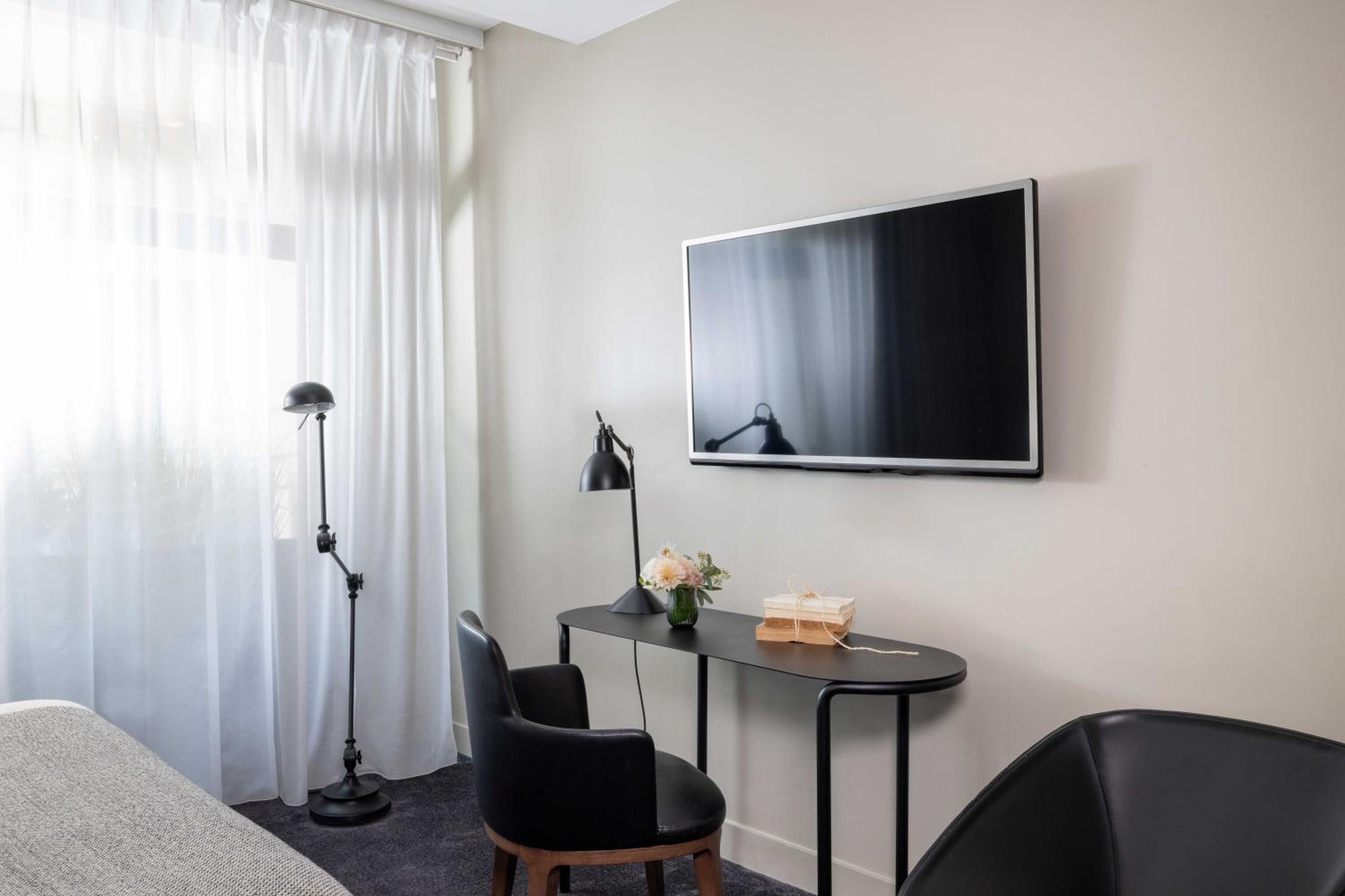 Corporate Room photo 3