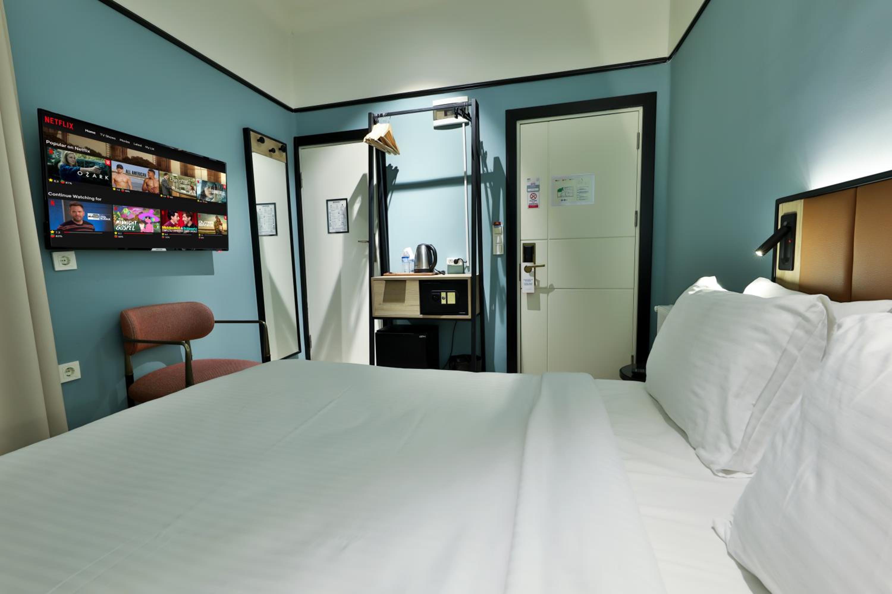 Double Room with Private Bathroom photo 2