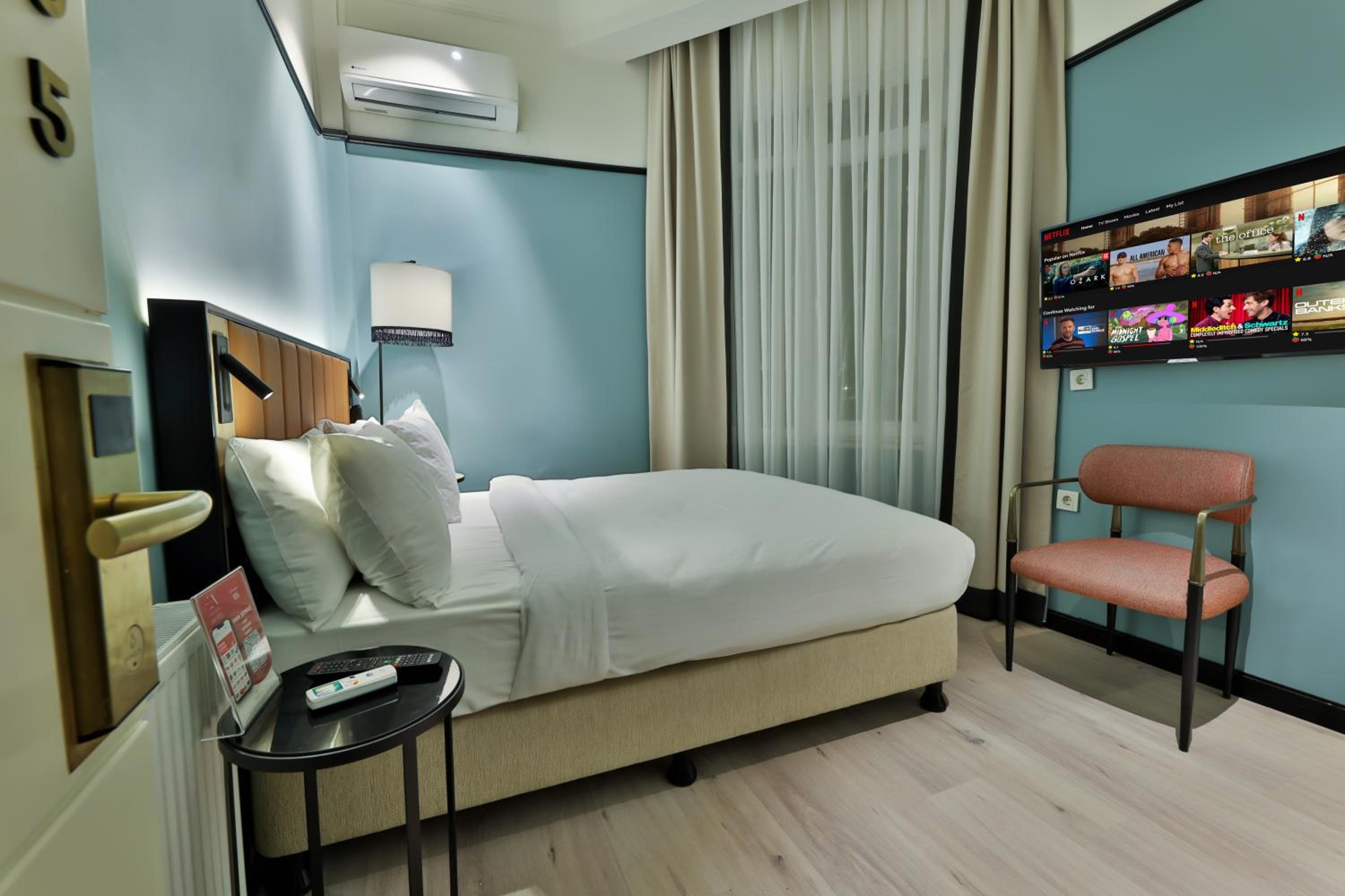 Double Room with Private Bathroom photo 1