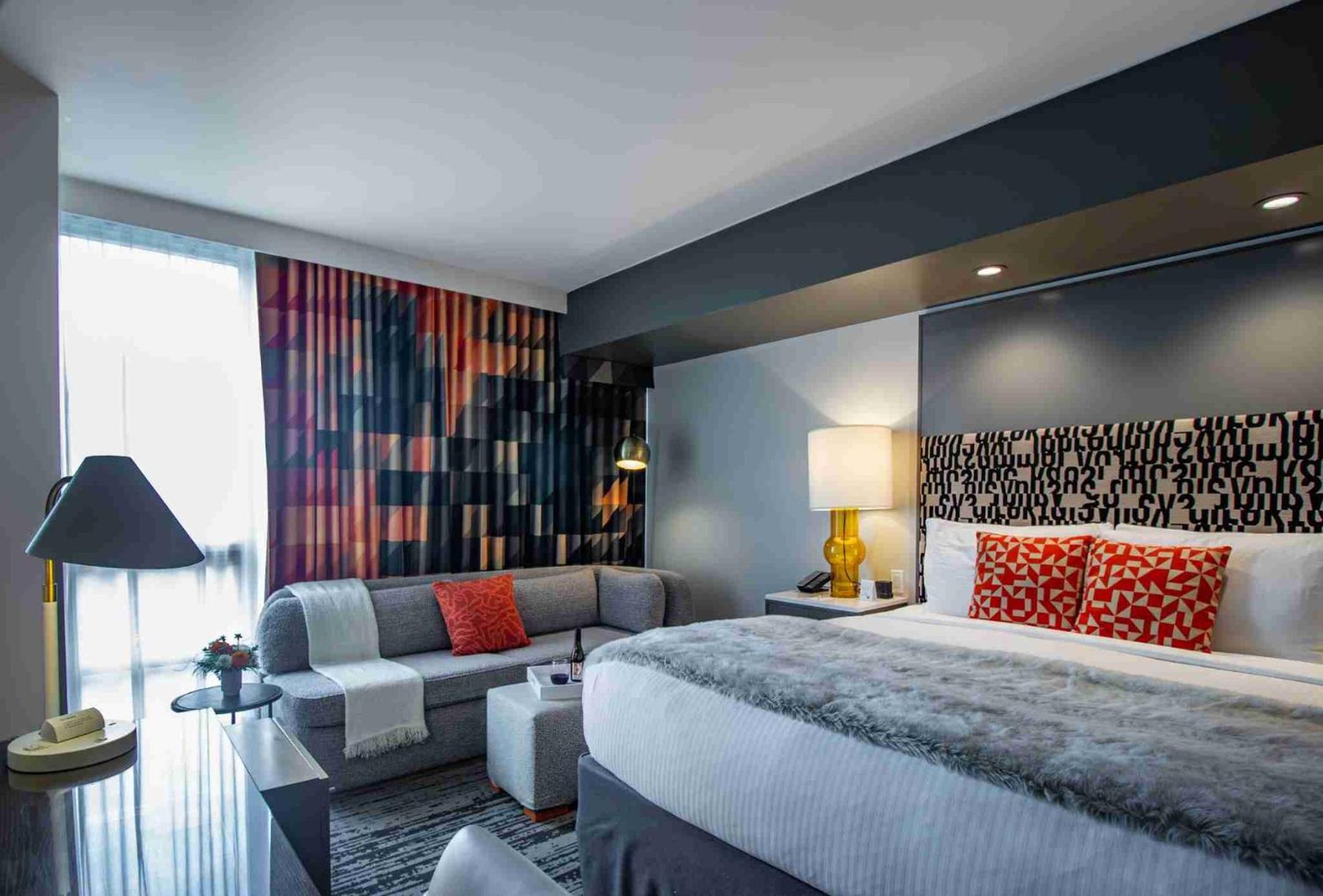King Room with Sofa Bed and Walk-In Shower - Non-Smoking - Photo 1