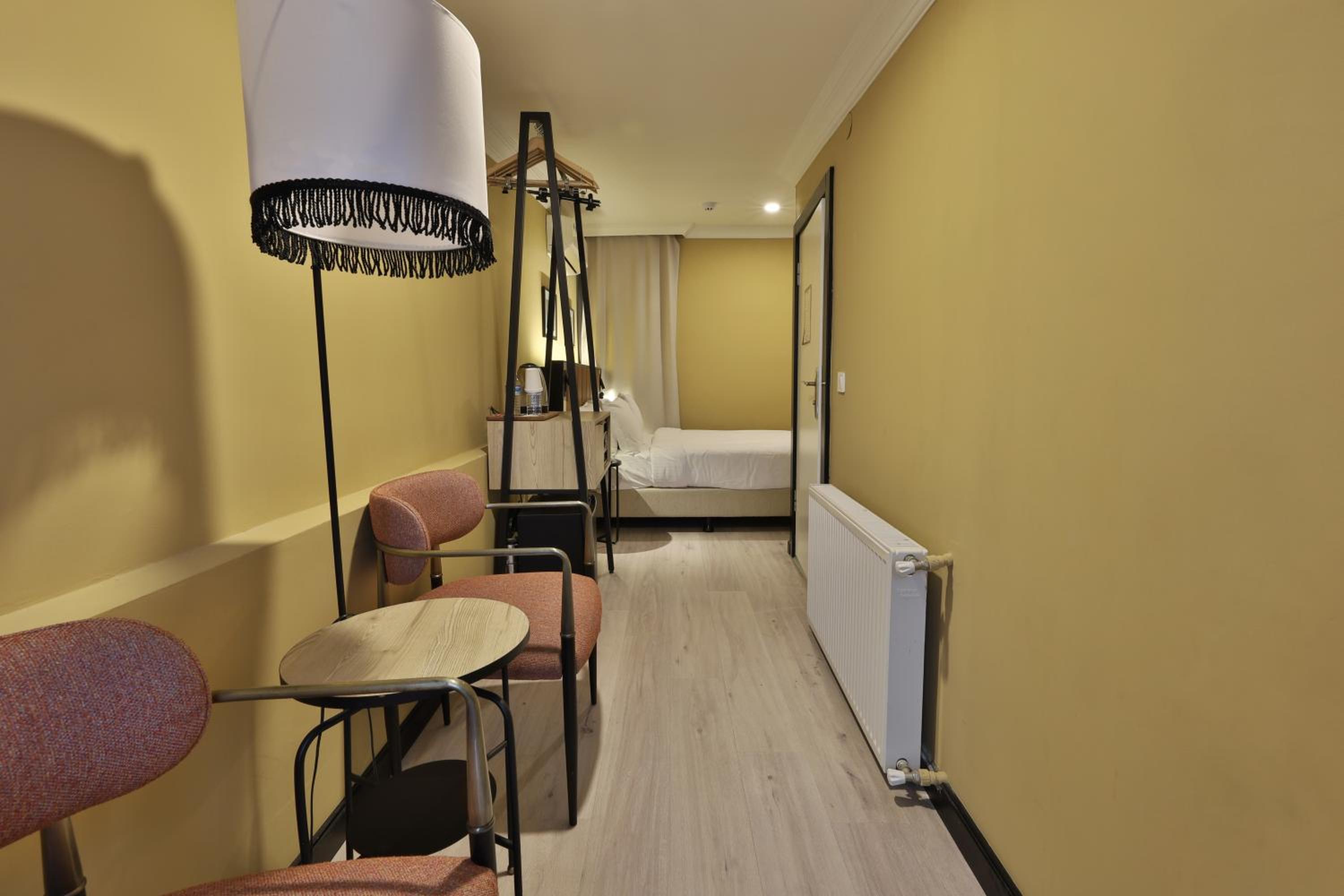 Standard Queen Room photo 1