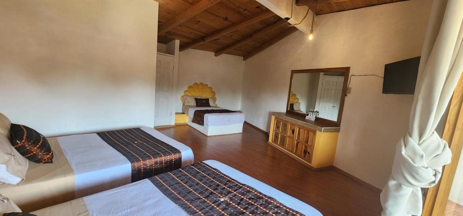 Triple Room - Photo 2