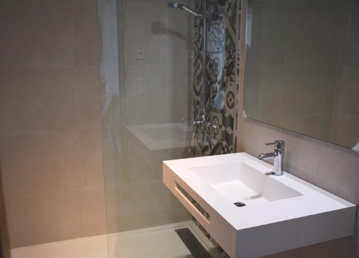 Deluxe One-Bedroom Apartment with Sea View