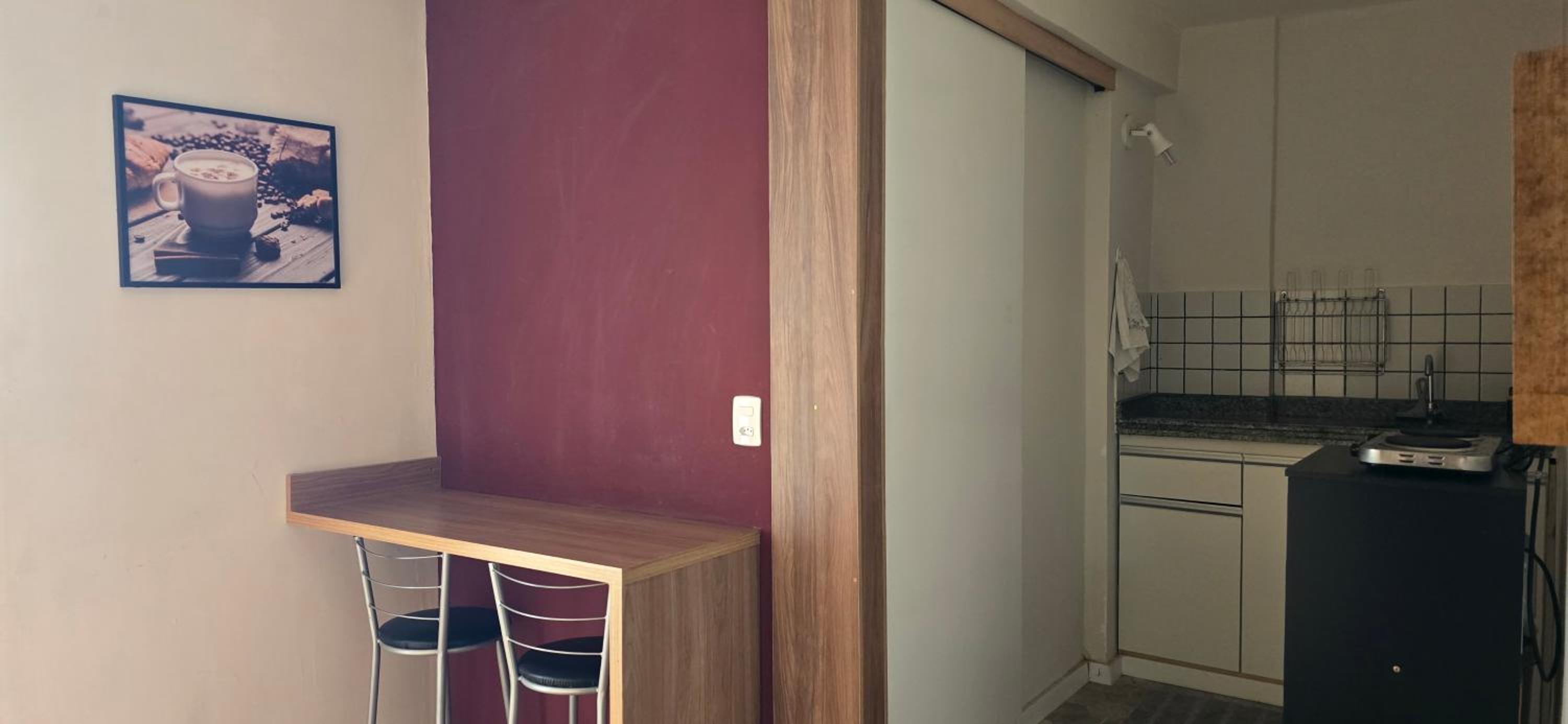 One-Bedroom Apartment with City View - Photo 10