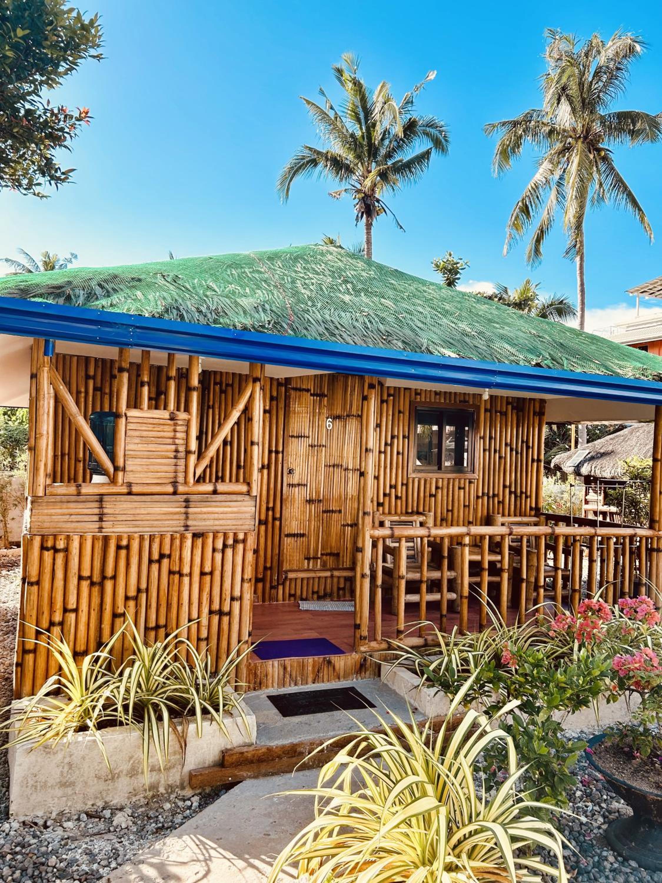 Bungalow with Garden View photo 1